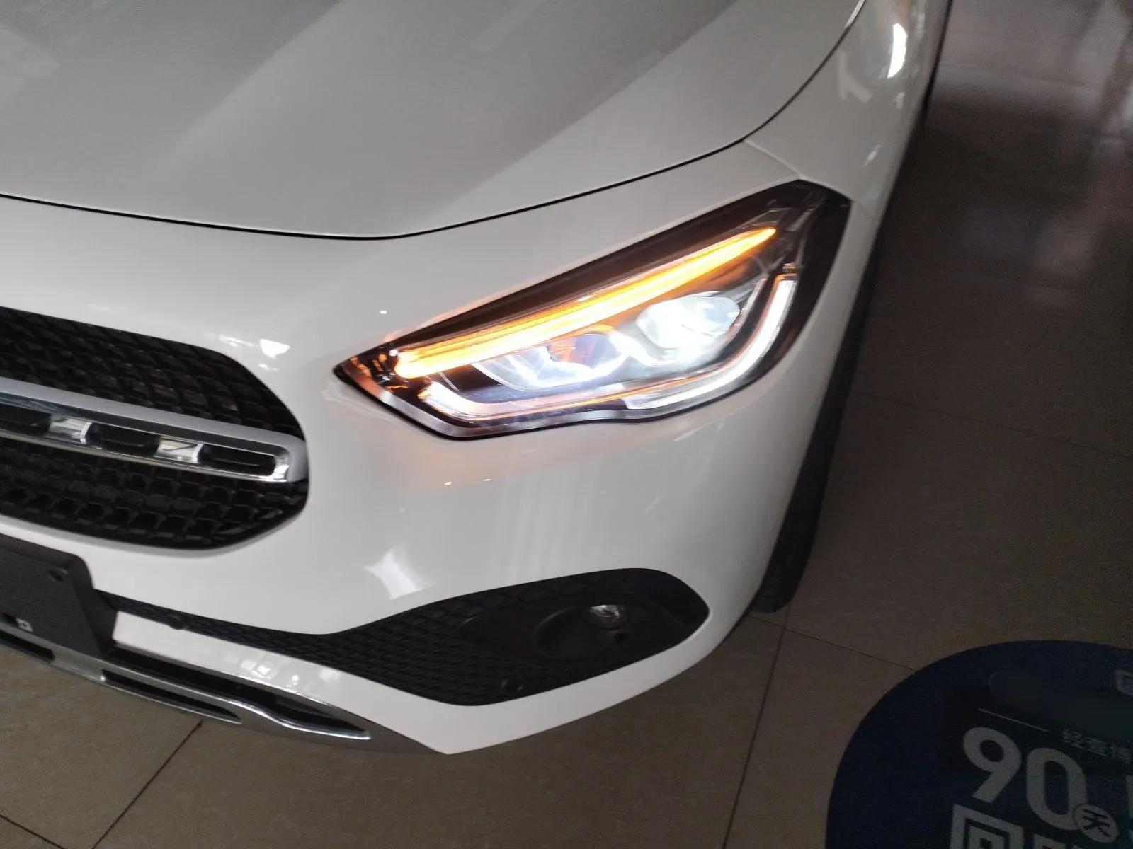 Mercedes-Benz GLA 2023 Facelifted GLA 200 — миниатюра 5