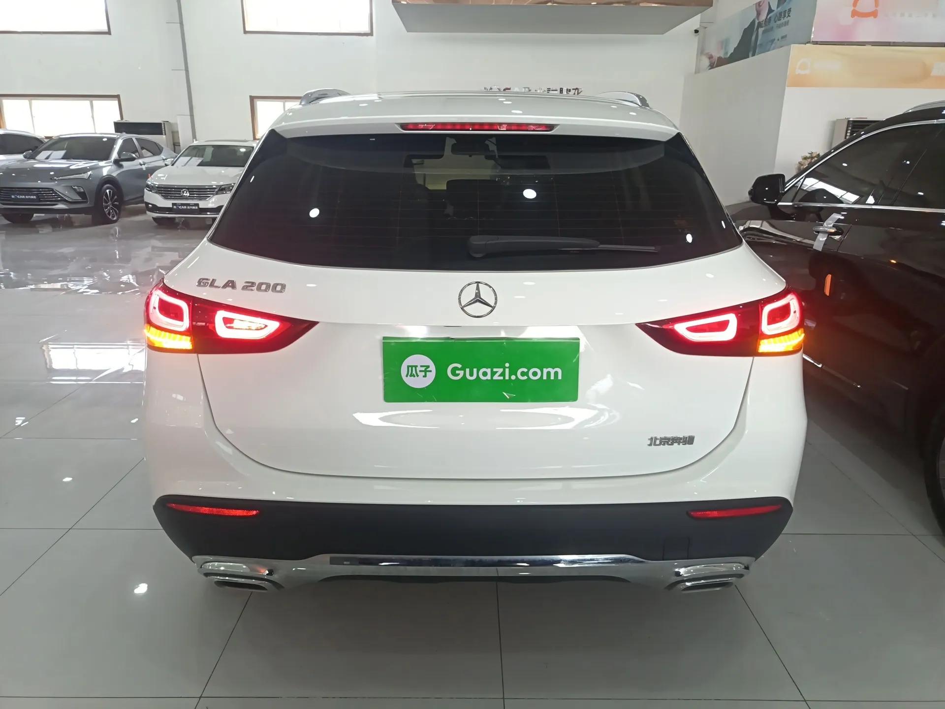 Mercedes-Benz GLA 2023 GLA 200 — миниатюра 3