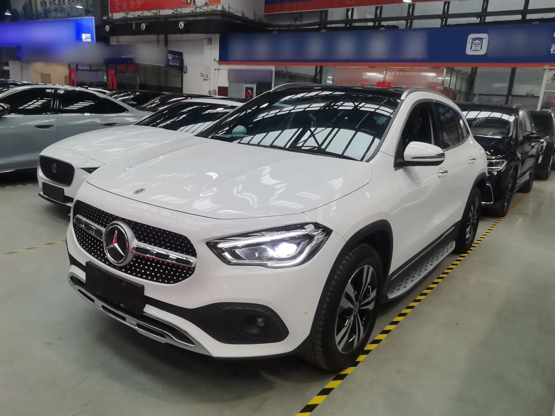 Mercedes-Benz GLA 2022 Facelifted GLA 200 — миниатюра 1