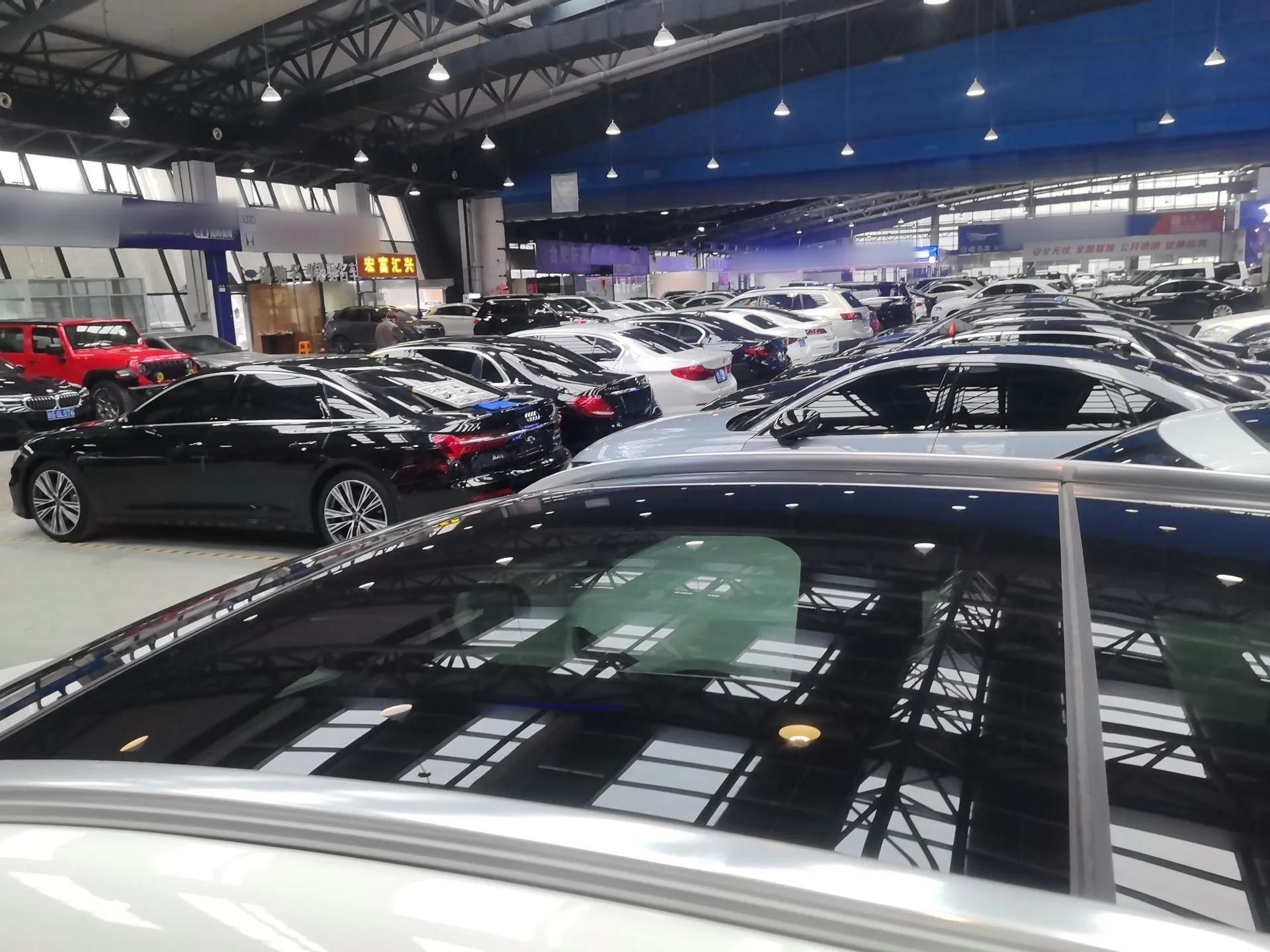 Mercedes-Benz GLA 2022 Facelifted GLA 200 — миниатюра 11