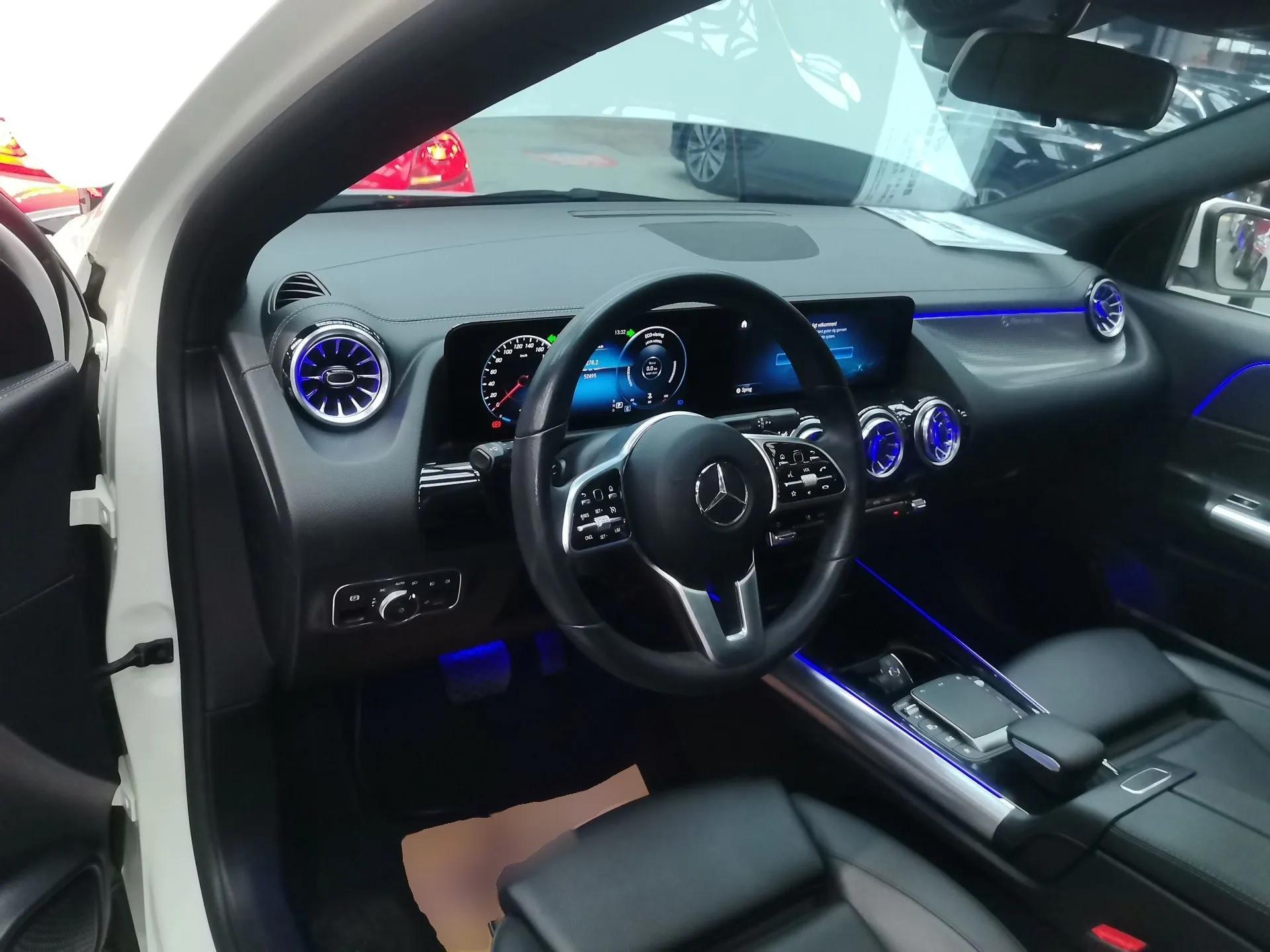 Mercedes-Benz GLA 2022 Facelifted GLA 200 — миниатюра 13