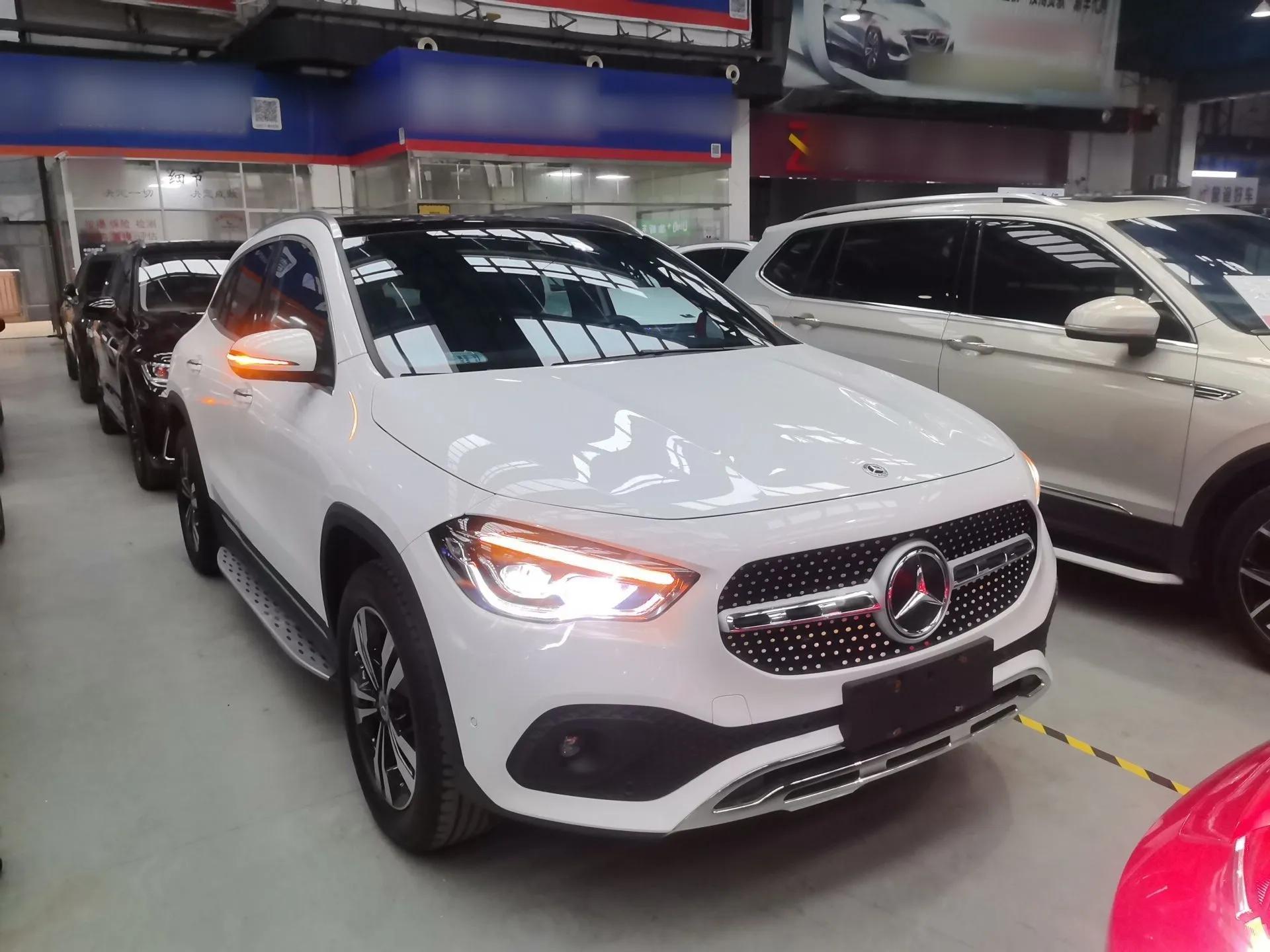 Mercedes-Benz GLA 2022 Facelifted GLA 200 — миниатюра 3