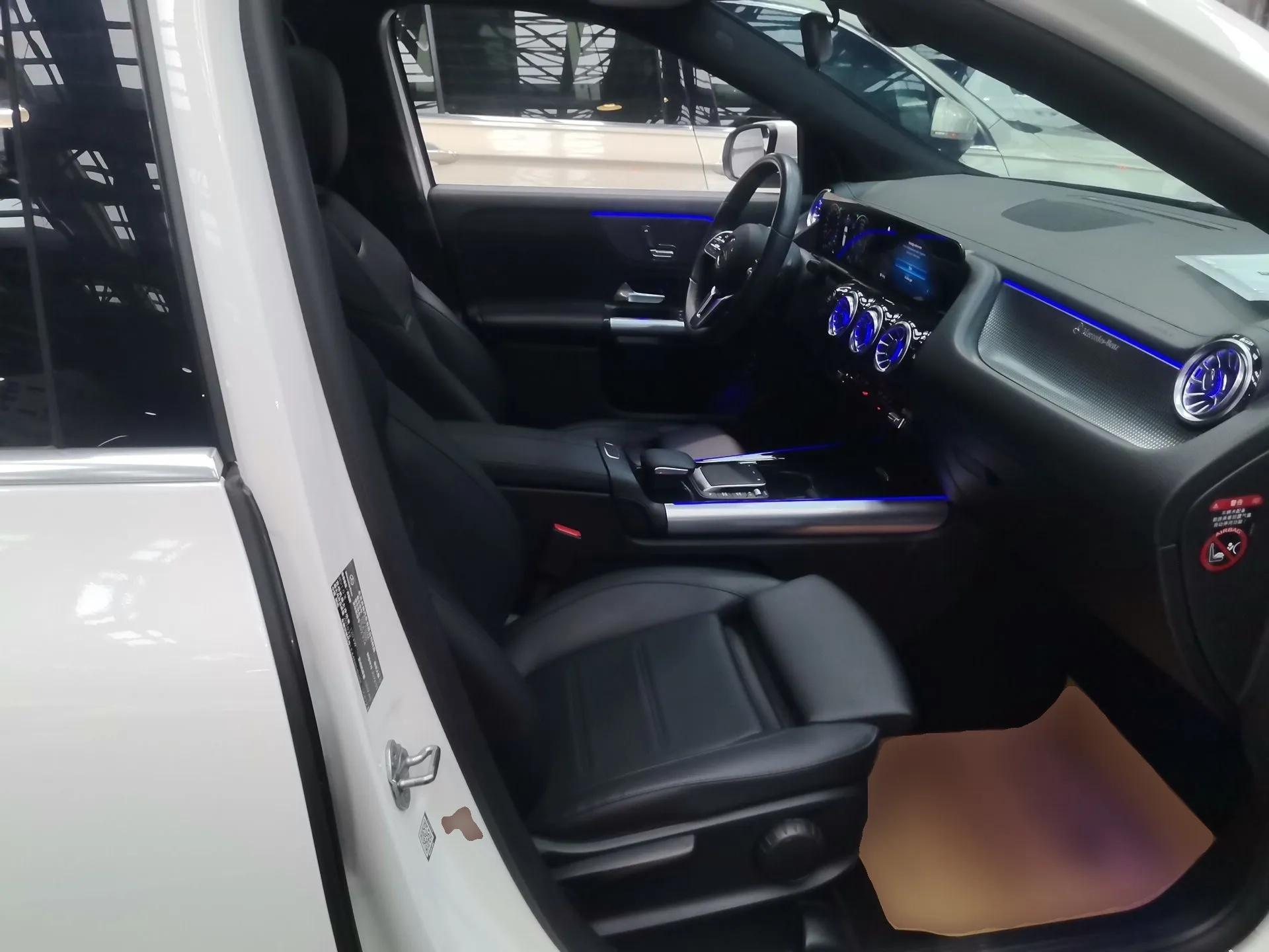 Mercedes-Benz GLA 2022 Facelifted GLA 200 — миниатюра 23