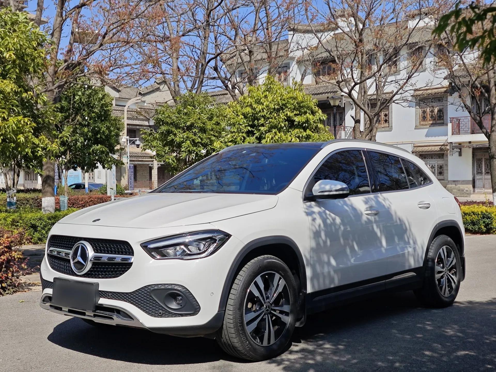 Mercedes-Benz GLA 2022 GLA 200 — миниатюра 1