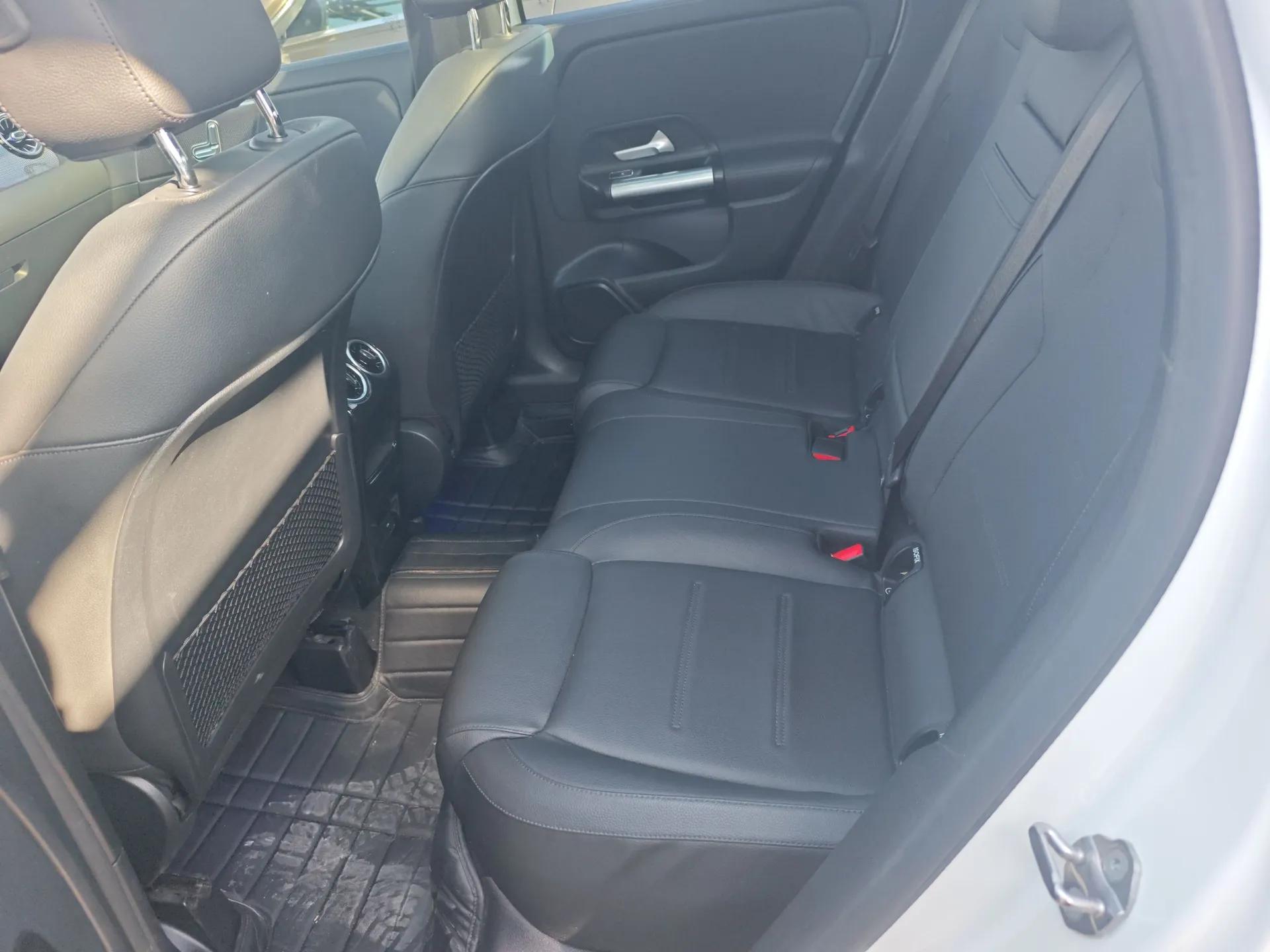 Mercedes-Benz GLA 2020 GLA 200 — миниатюра 19