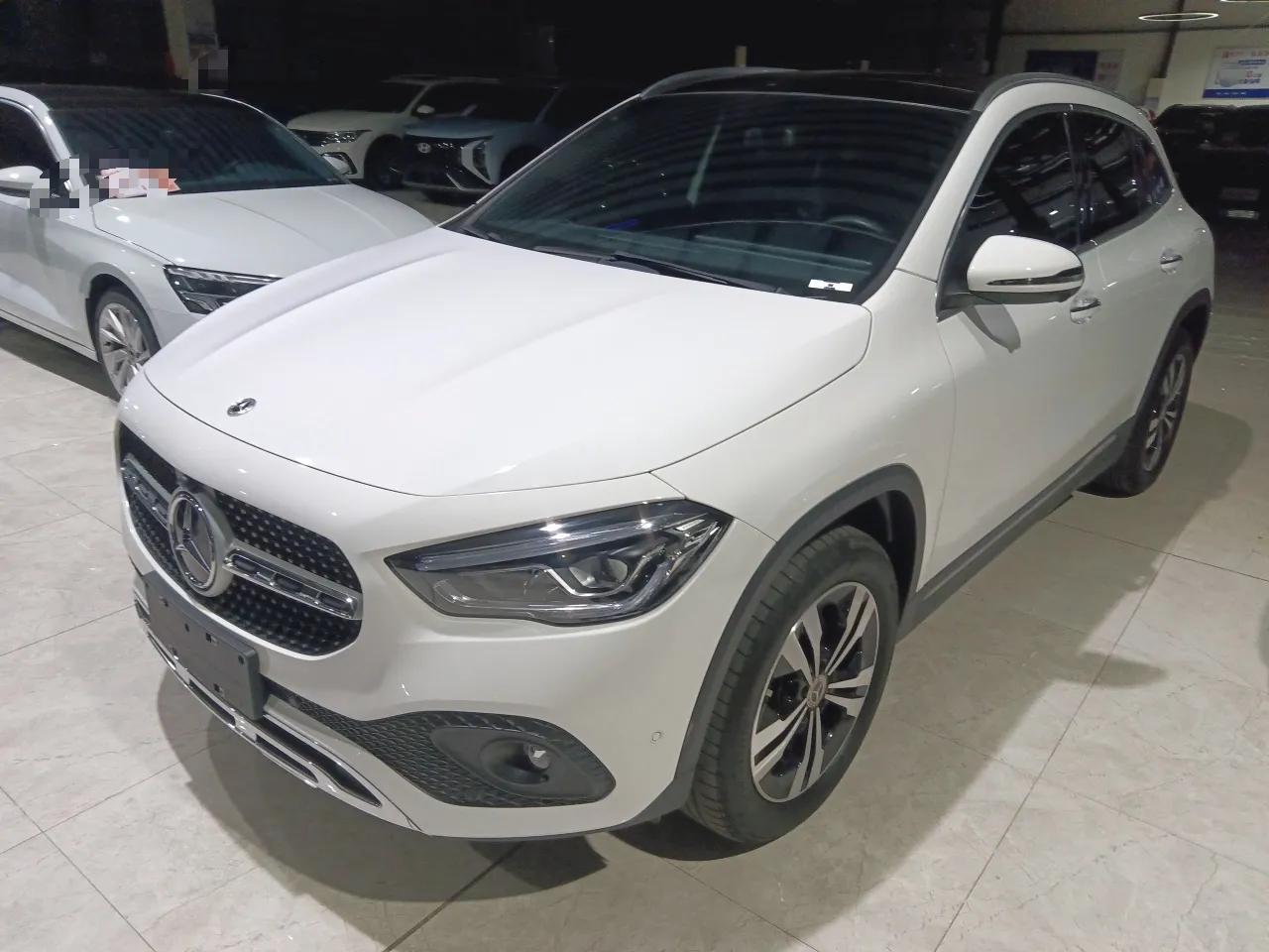 Mercedes-Benz GLA 2020 GLA 200 — миниатюра 1