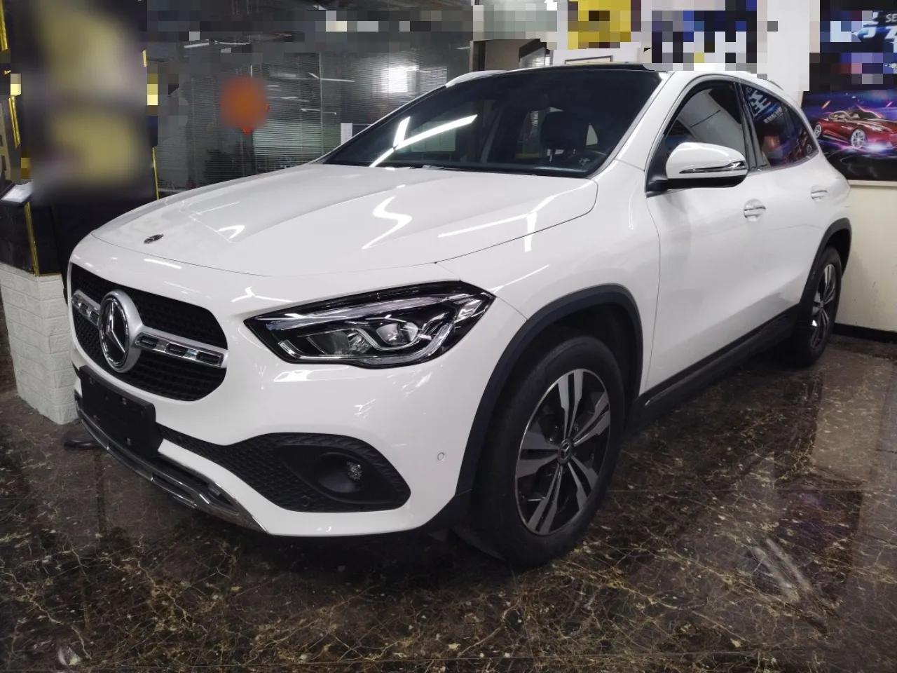 Mercedes-Benz GLA 2020 GLA 200 — миниатюра 1