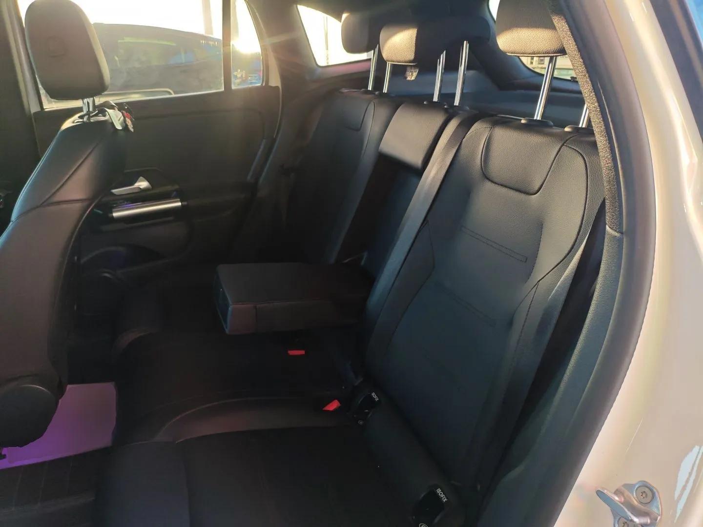Mercedes-Benz GLA 2023 GLA 200 — миниатюра 20