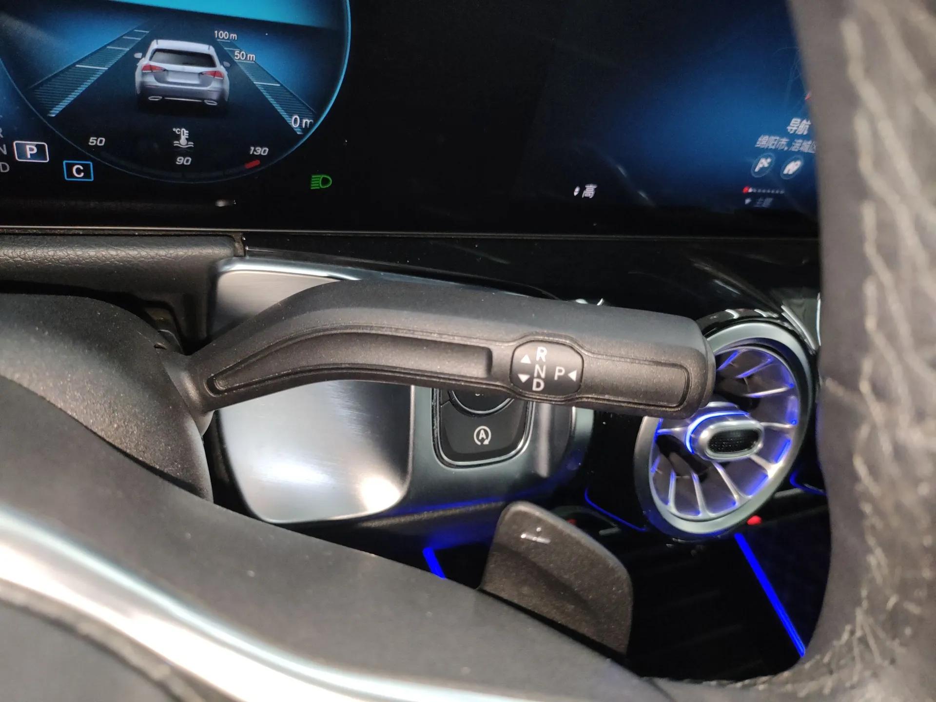 Mercedes-Benz GLB 2021 GLB 200 Dynamic Edition — миниатюра 17