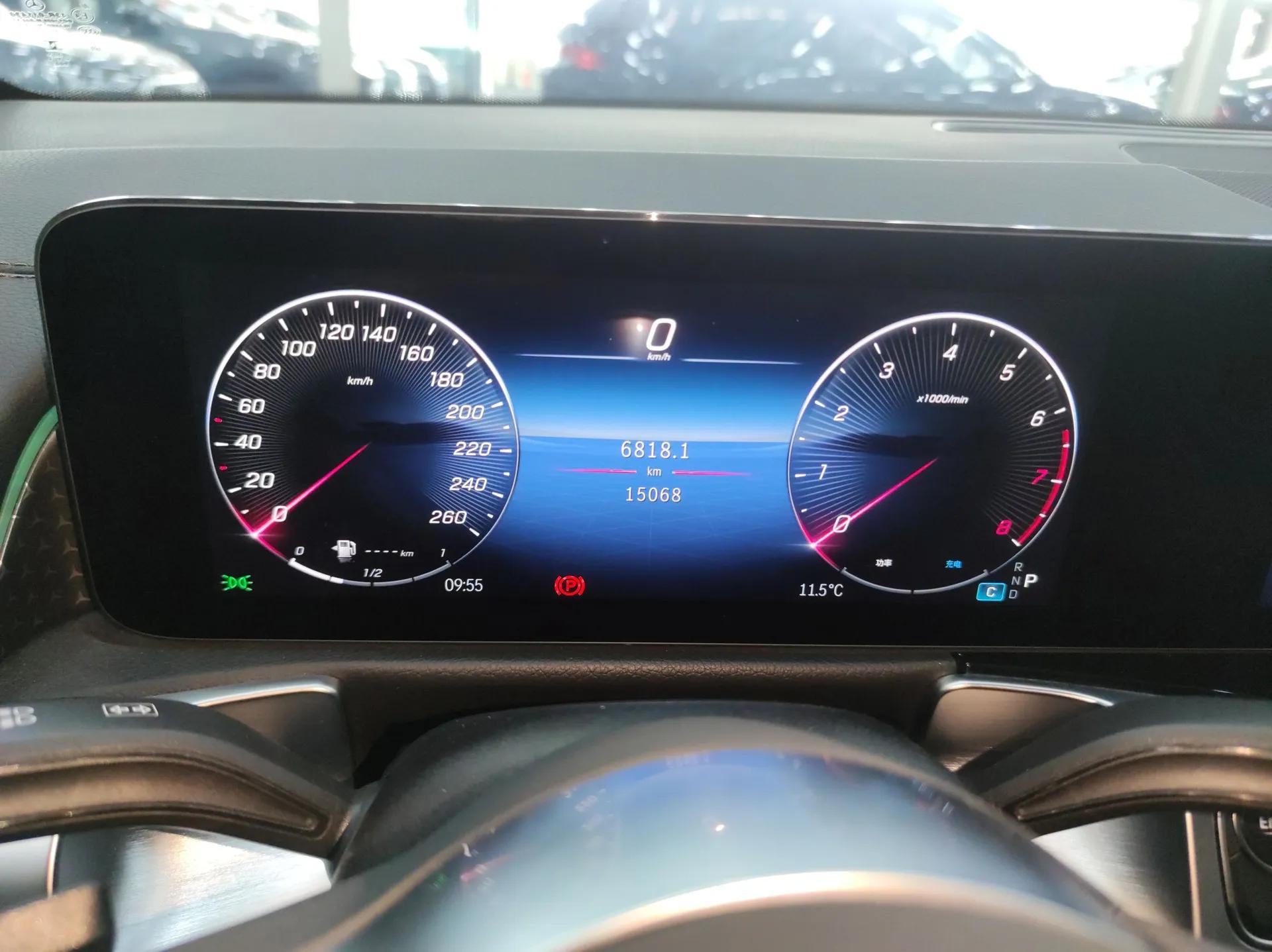 Mercedes-Benz GLB 2024 GLB 220 Dynamic Edition — миниатюра 15