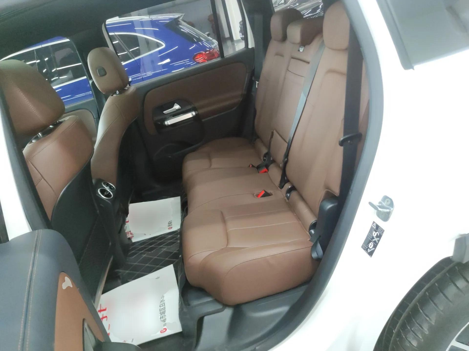 Mercedes-Benz GLB 2024 GLB 220 Dynamic Edition — миниатюра 20
