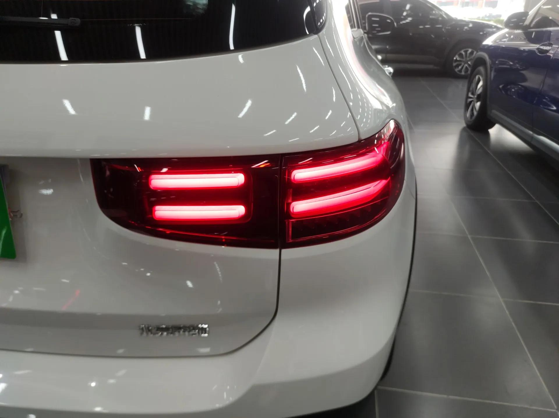 Mercedes-Benz GLB 2024 GLB 220 Dynamic Edition — миниатюра 7