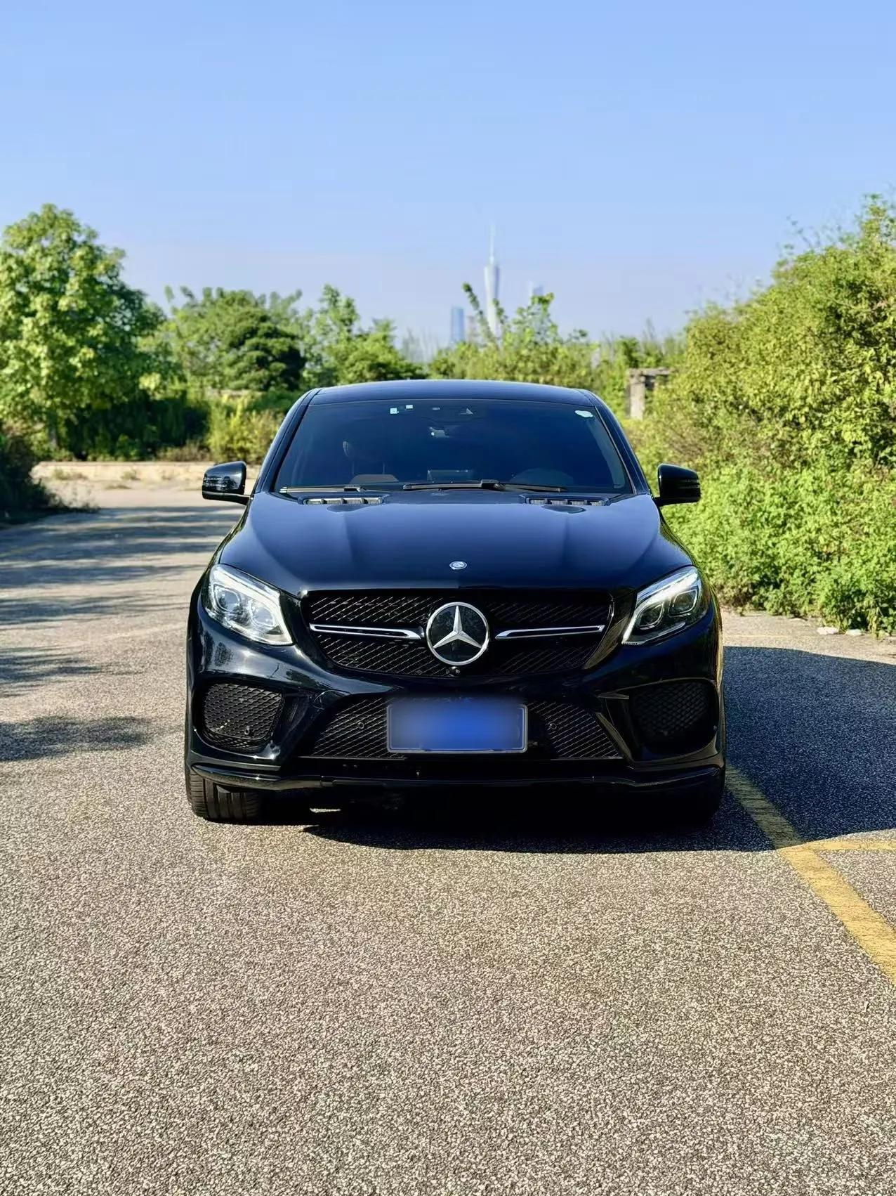 Mercedes-Benz GLE Coupe 2017 GLE 500 4MATIC Coupe SUV — миниатюра 2