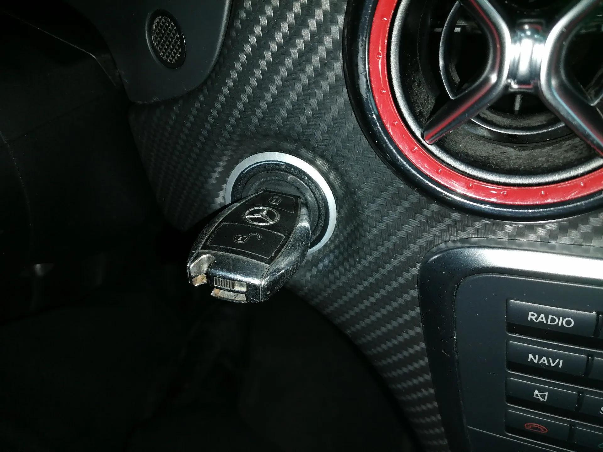 Mercedes-Benz A AMG 2014 AMG A 45 4MATIC — миниатюра 22