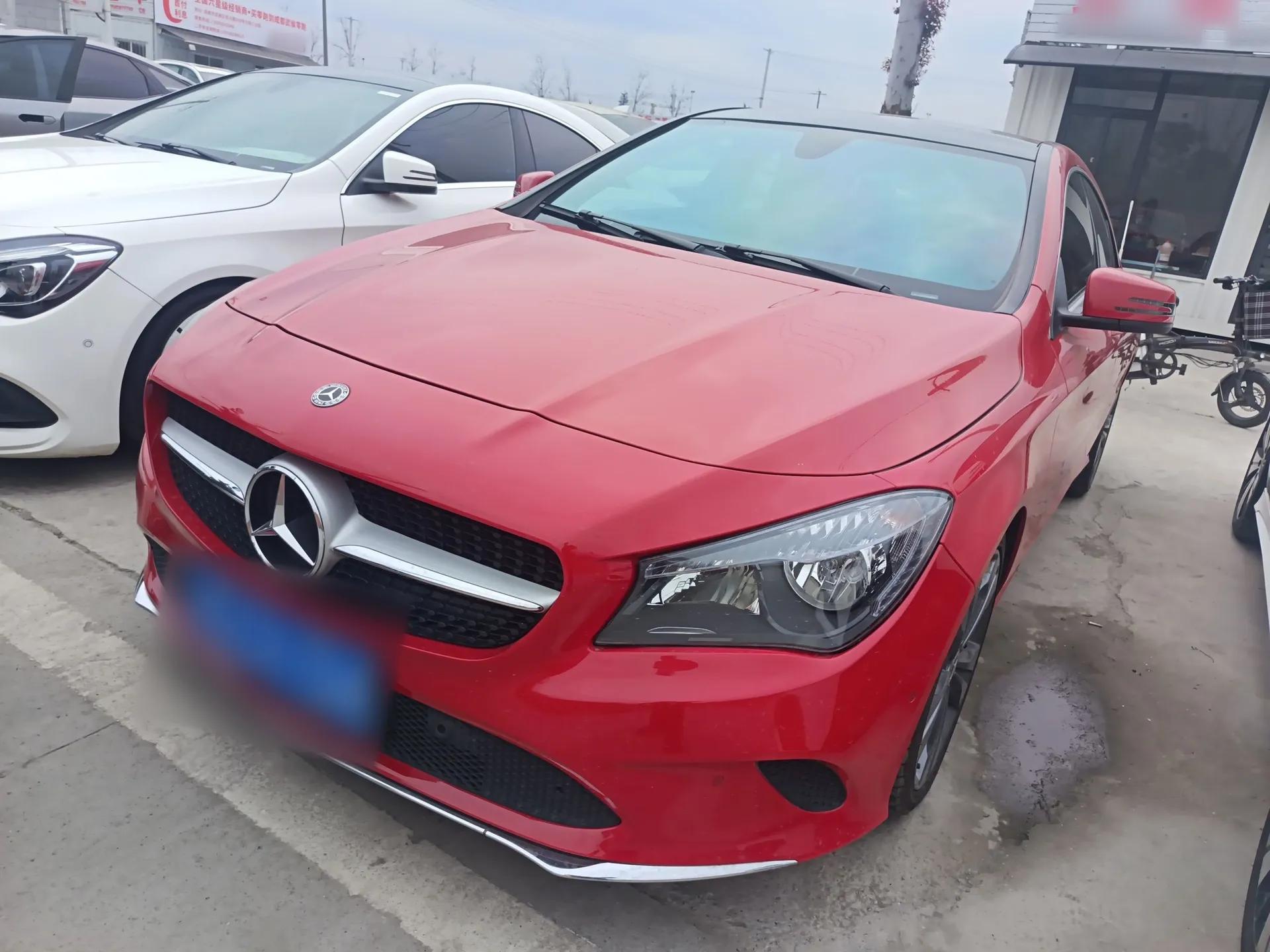 Mercedes-Benz CLA 2018 CLA 200 Sport Edition — миниатюра 1