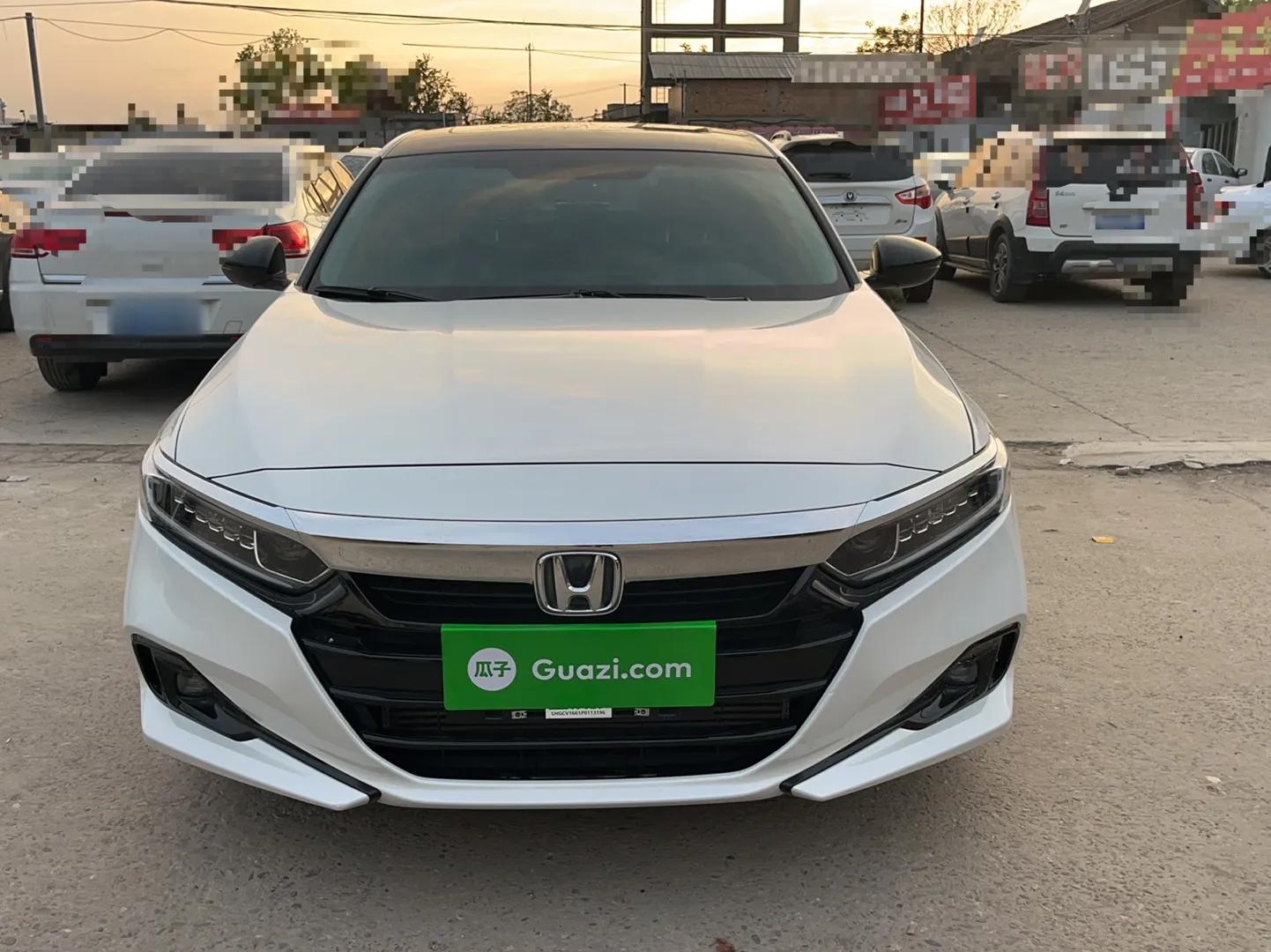Honda Accord 2022 260TURBO Luxury Edition — миниатюра 3
