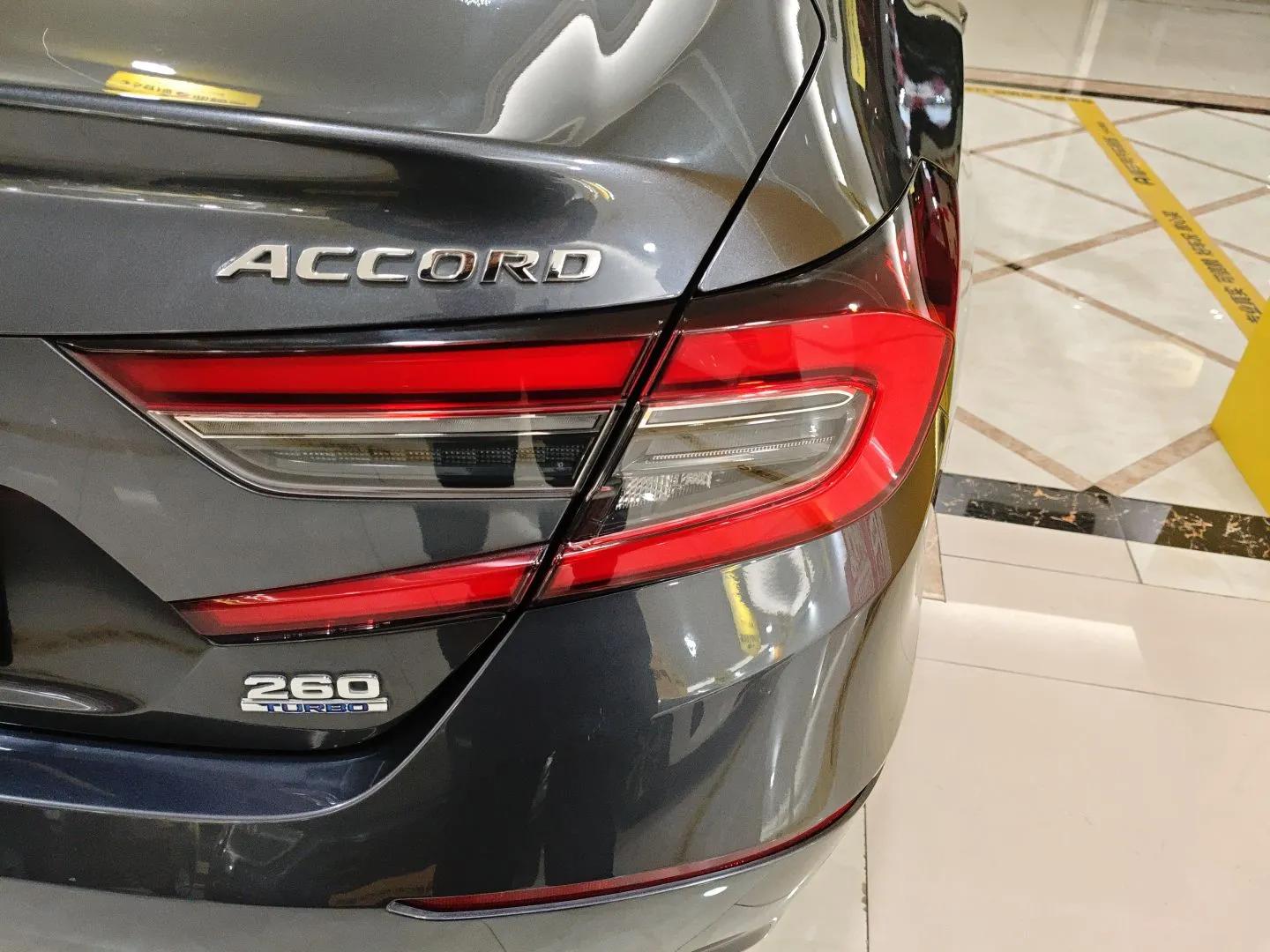 Honda Accord 2022 260TURBO Luxury Edition — миниатюра 7