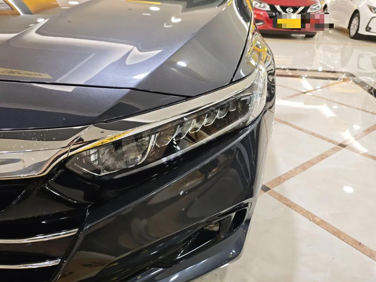 Honda Accord 2022 260TURBO Luxury Edition — миниатюра 9