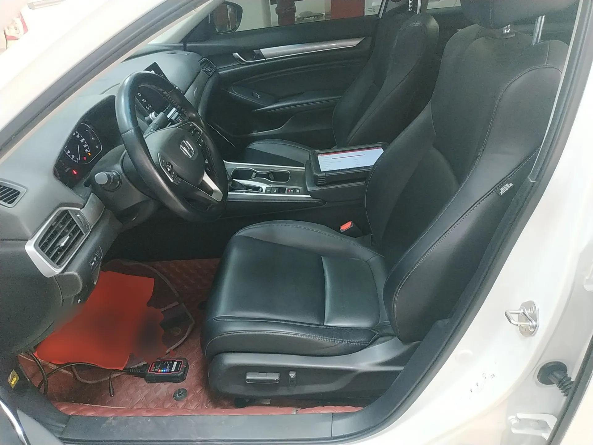 Honda Accord 2018 260TURBO Luxury Edition China VI — миниатюра 16