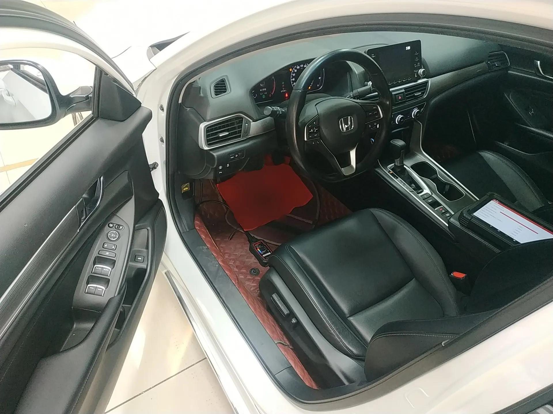 Honda Accord 2018 260TURBO Luxury Edition China VI — миниатюра 21