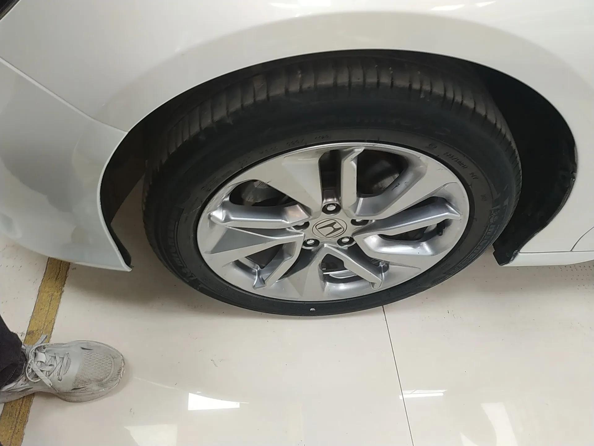 Honda Accord 2018 260TURBO Luxury Edition China VI — миниатюра 9