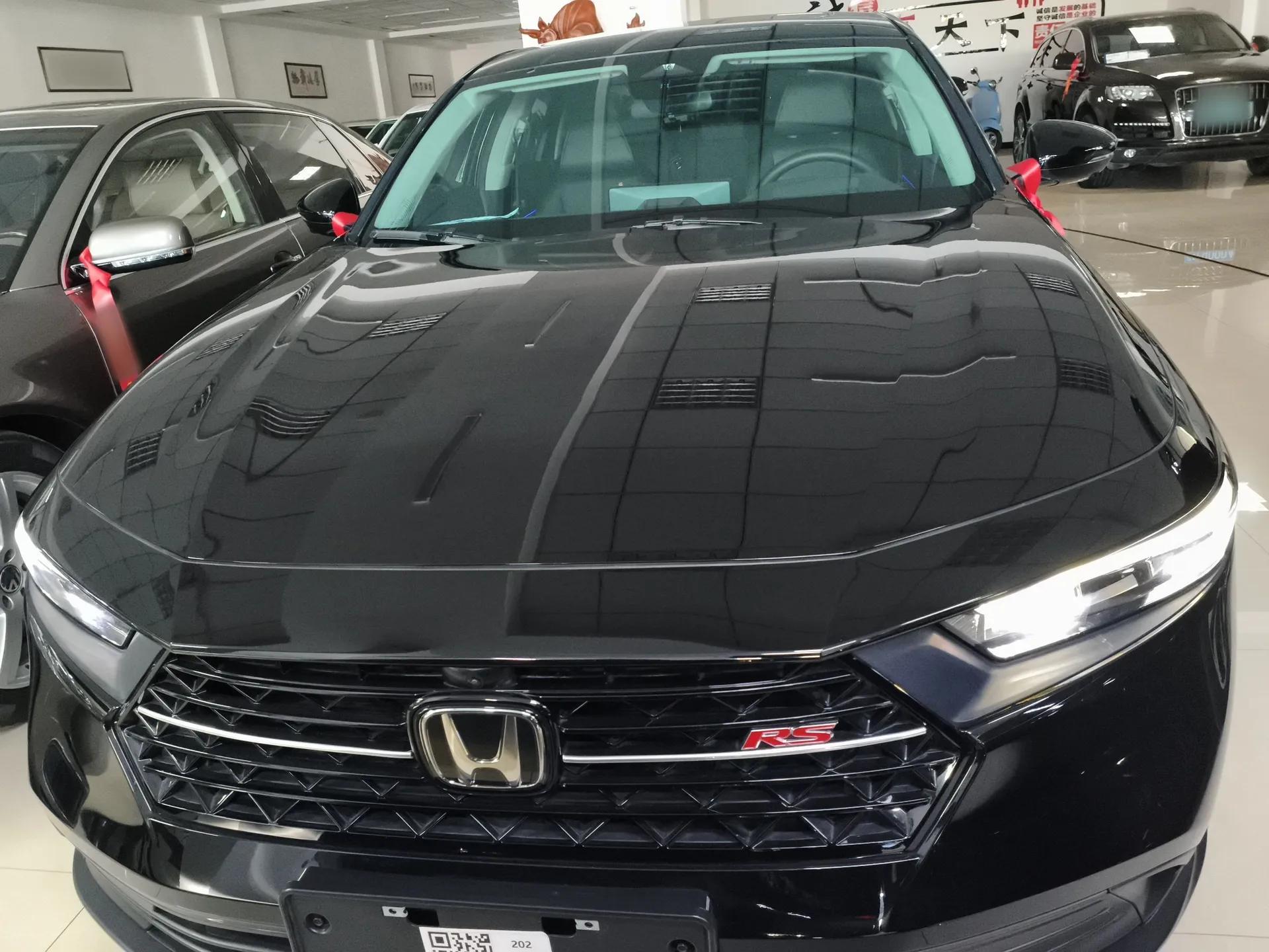 Honda Accord 2025 260TURBO Luxury Edition — миниатюра 3