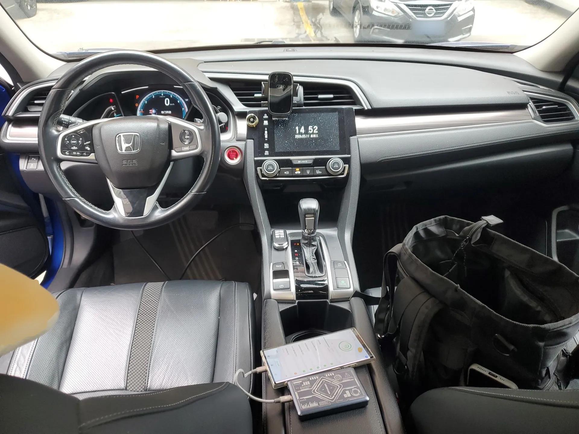Honda Civic 2019 220TURBO CVT Power Edition China VI Emission Standard — миниатюра 12