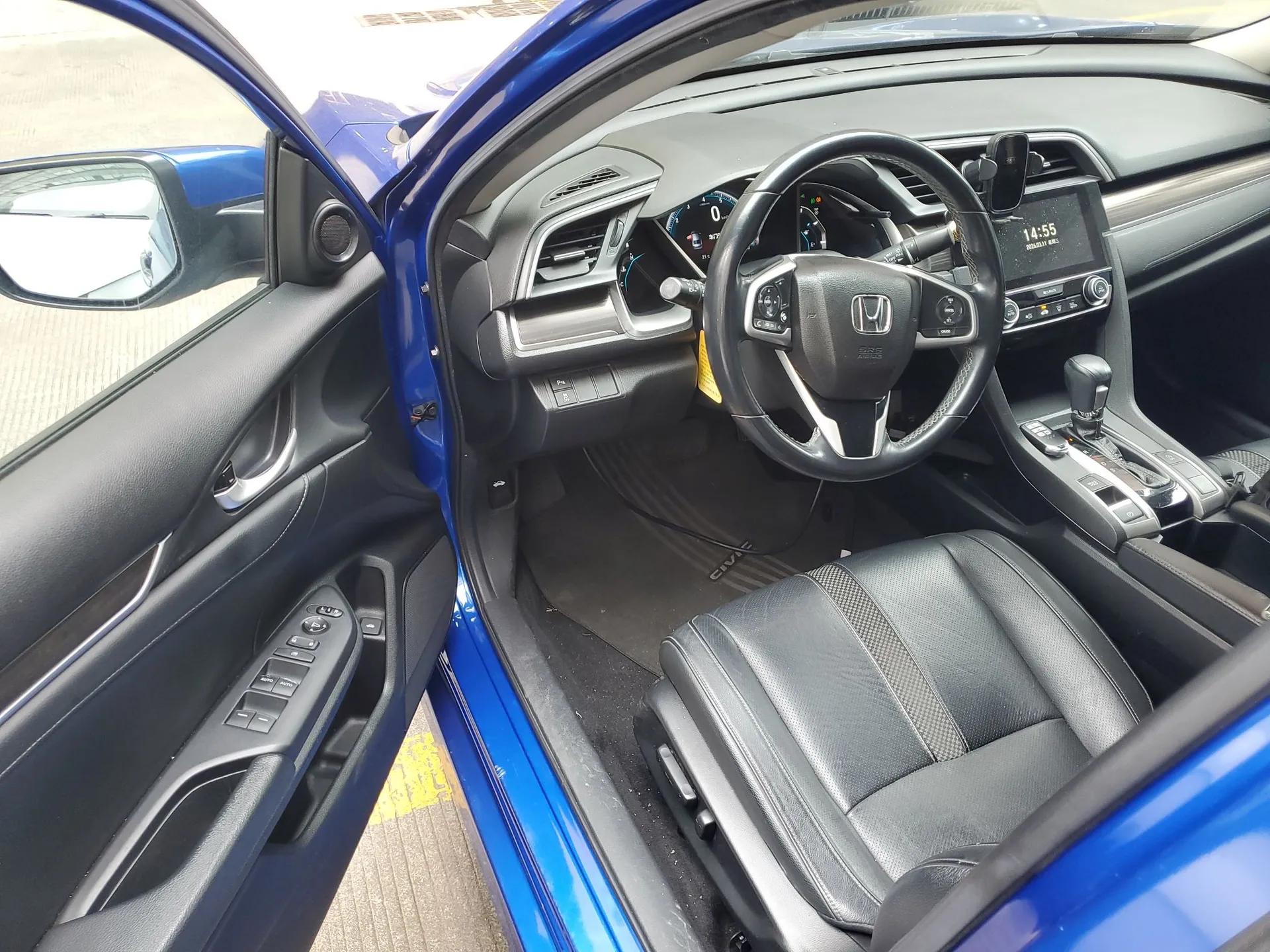 Honda Civic 2019 220TURBO CVT Power Edition China VI Emission Standard — миниатюра 18