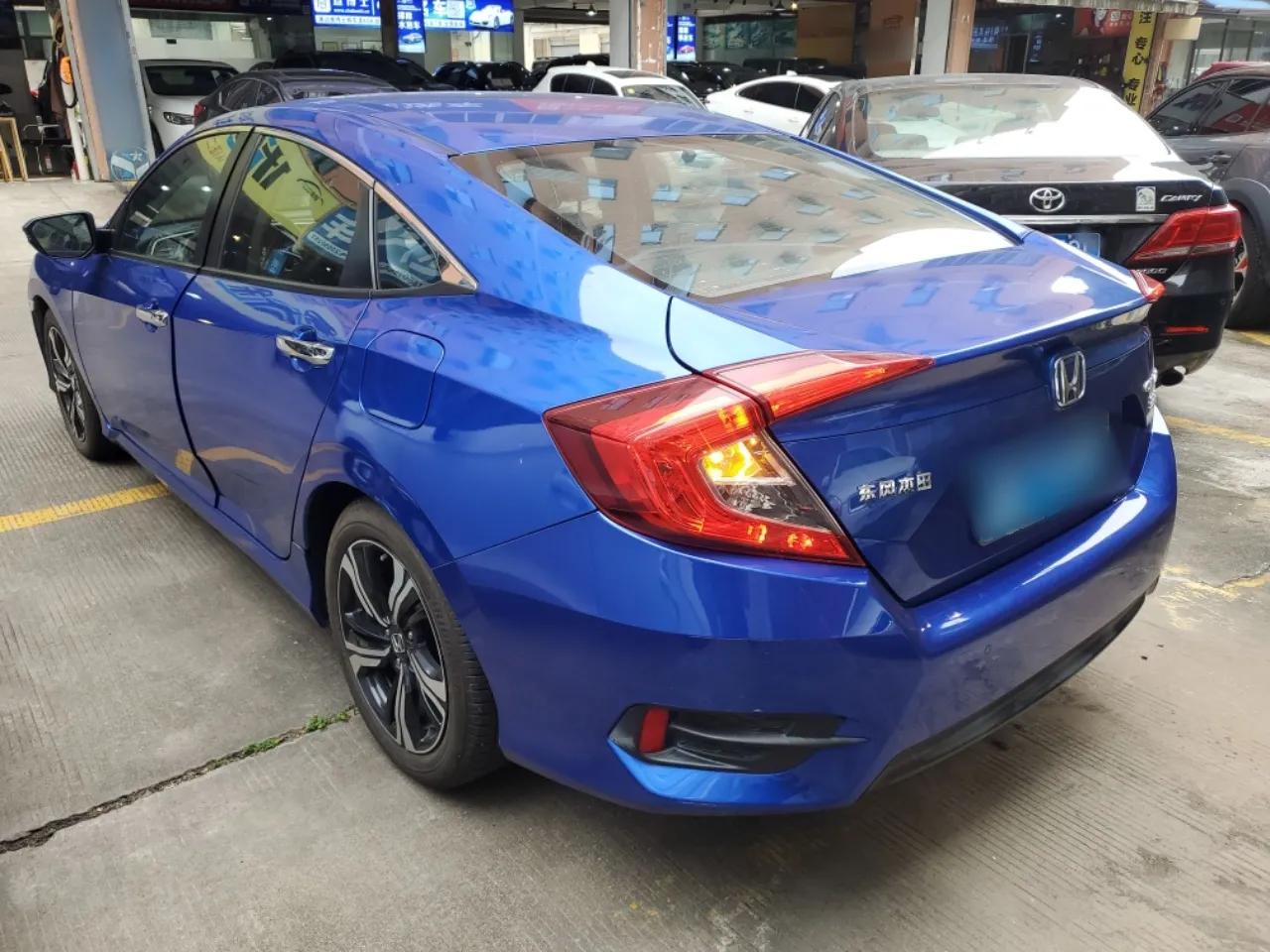 Honda Civic 2019 220TURBO CVT Power Edition China VI Emission Standard — миниатюра 7