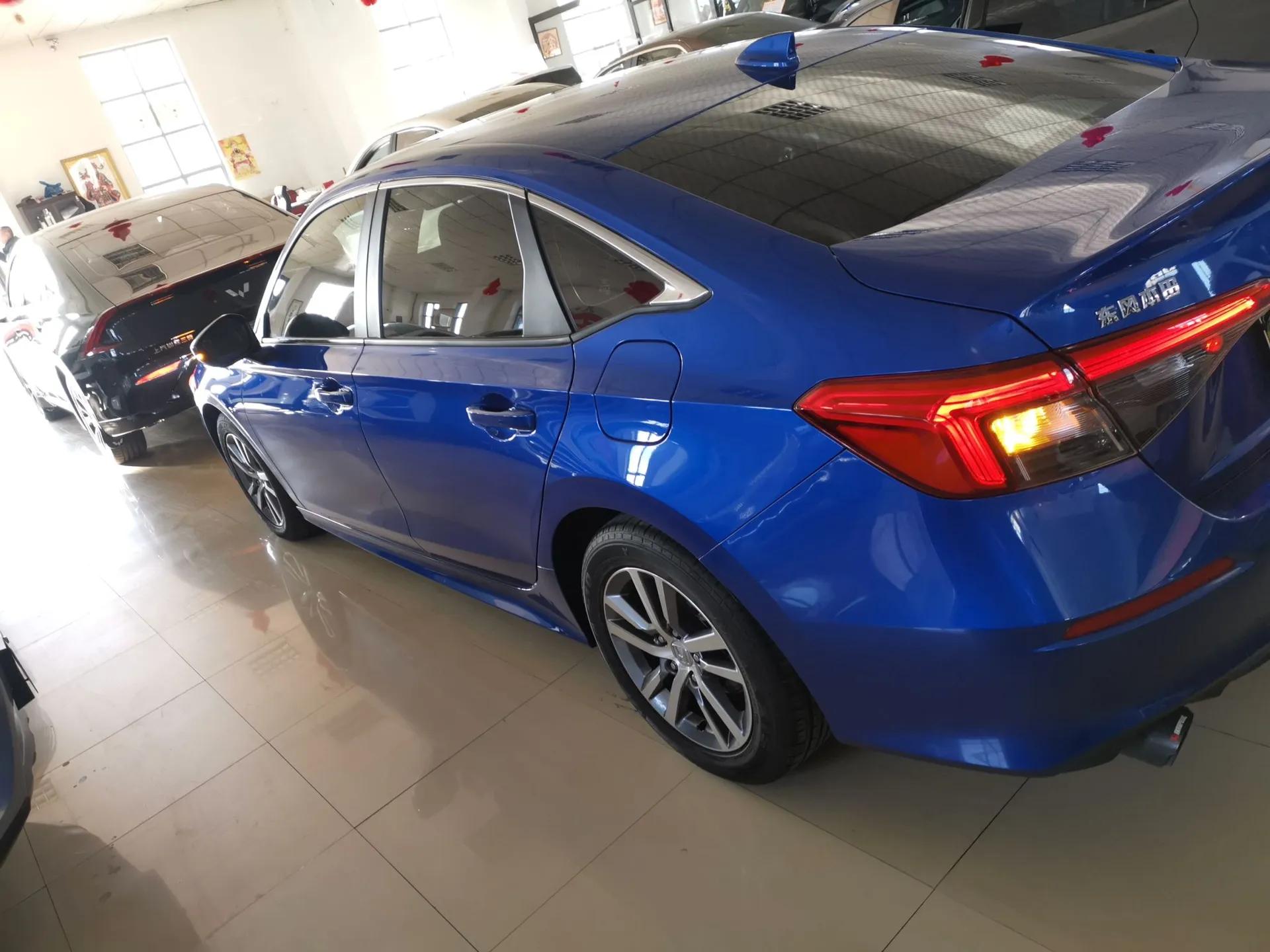Honda Civic 2022 240TURBO CVT Dynamic Edition — миниатюра 4
