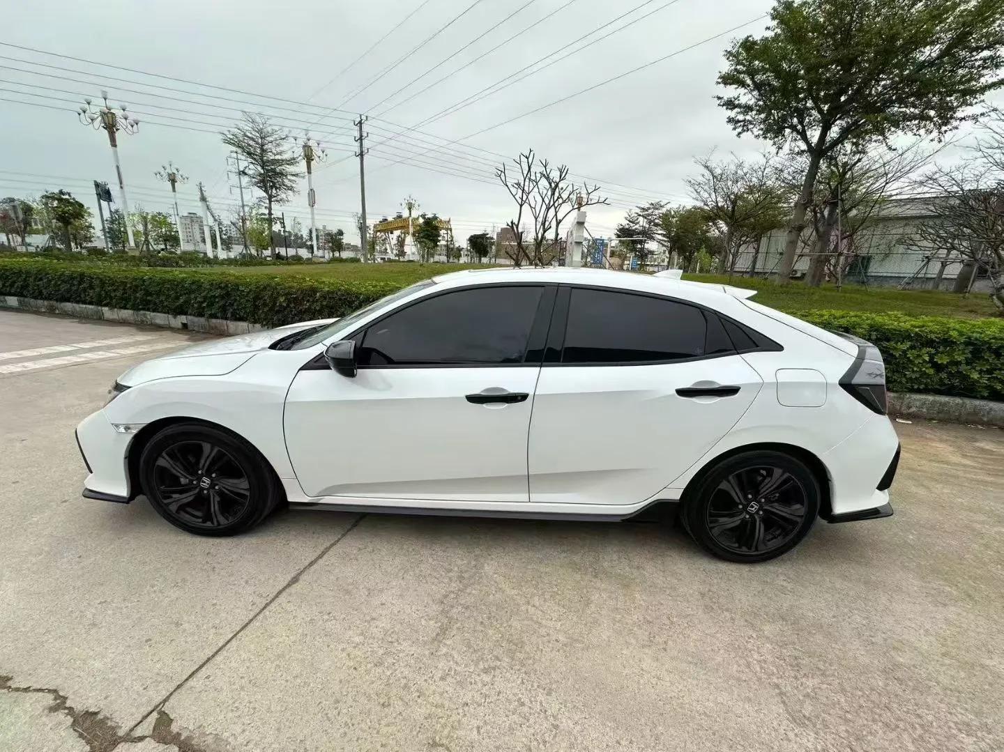Honda Civic 2021 HATCHBACK 220TURBO CVT New Trendsetter — миниатюра 4