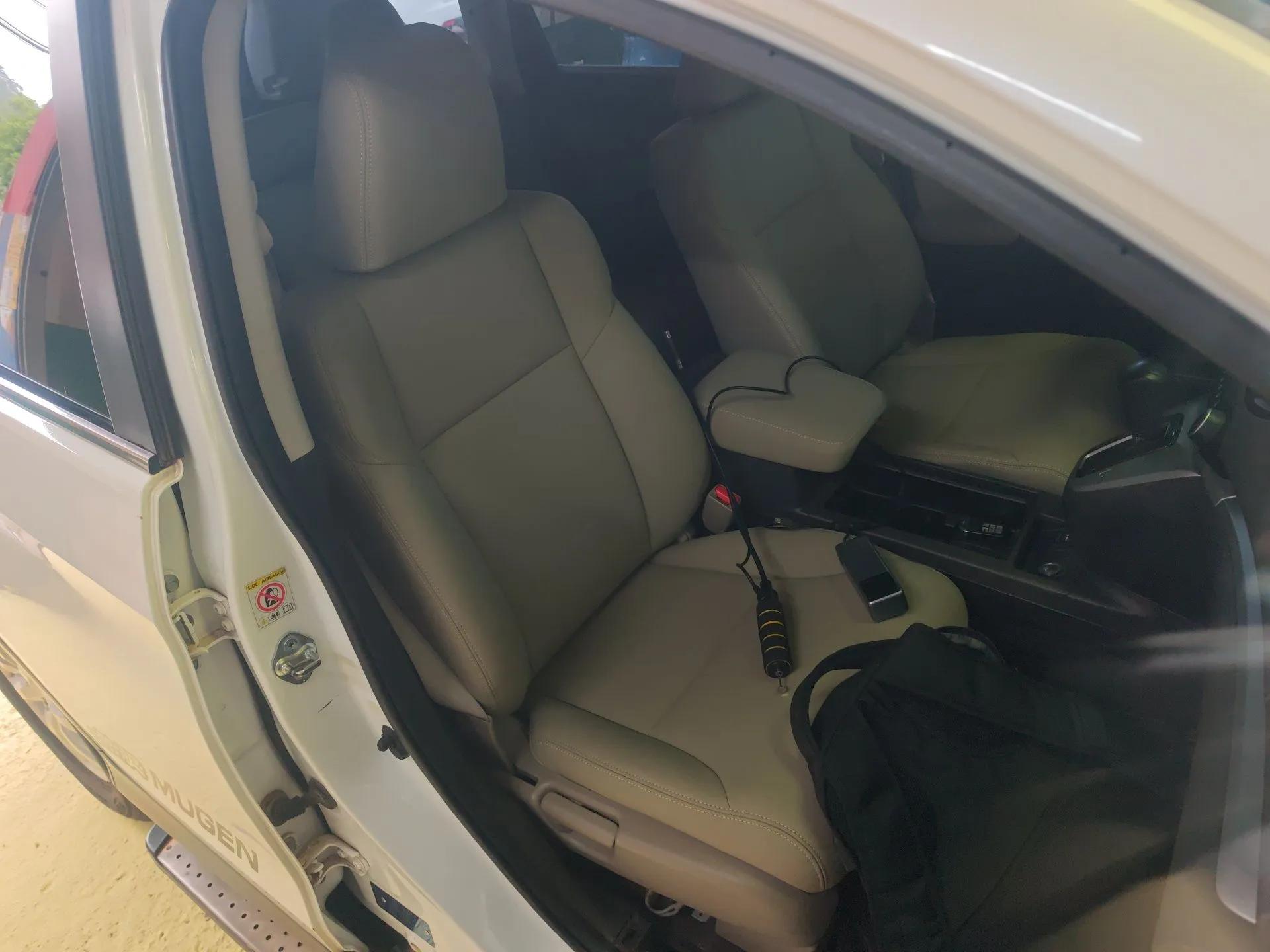 Honda CR-V 2012 2.0L two-wheel drive urban version — миниатюра 23