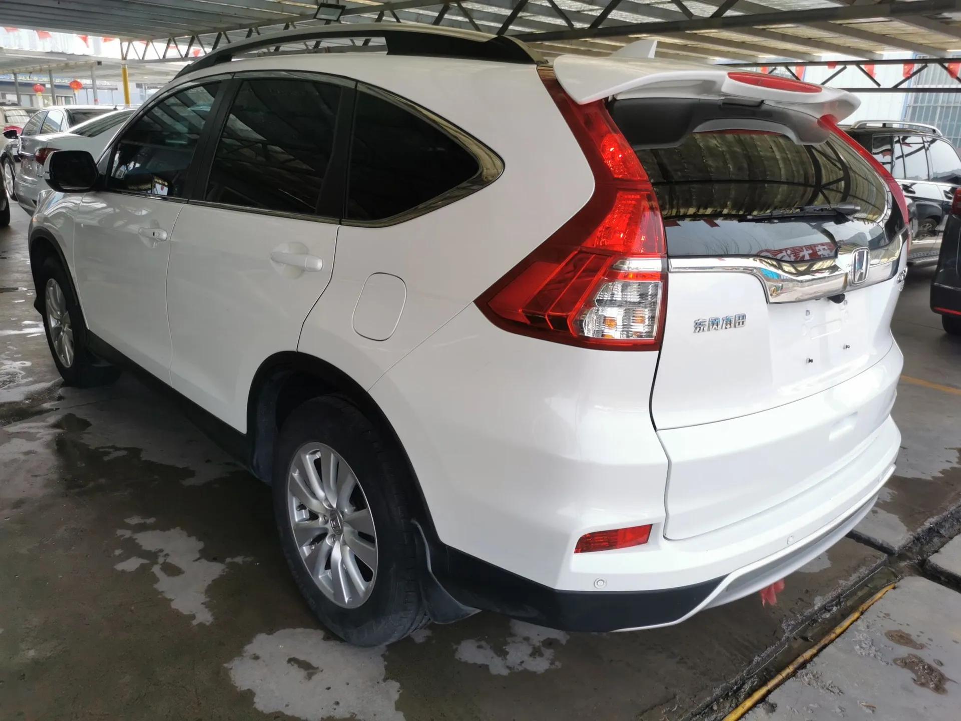 Honda CR-V 2015 2.0L two-wheel drive Fashion Edition — миниатюра 4