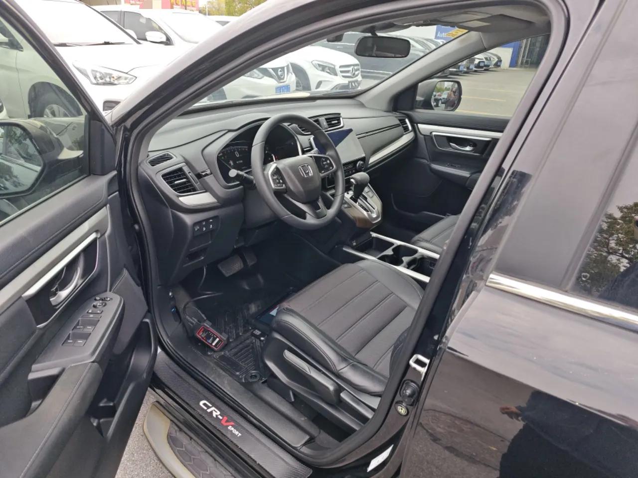 Honda CR-V 2021 240TURBO CVT Two-Wheel Drive Urban Edition — миниатюра 18