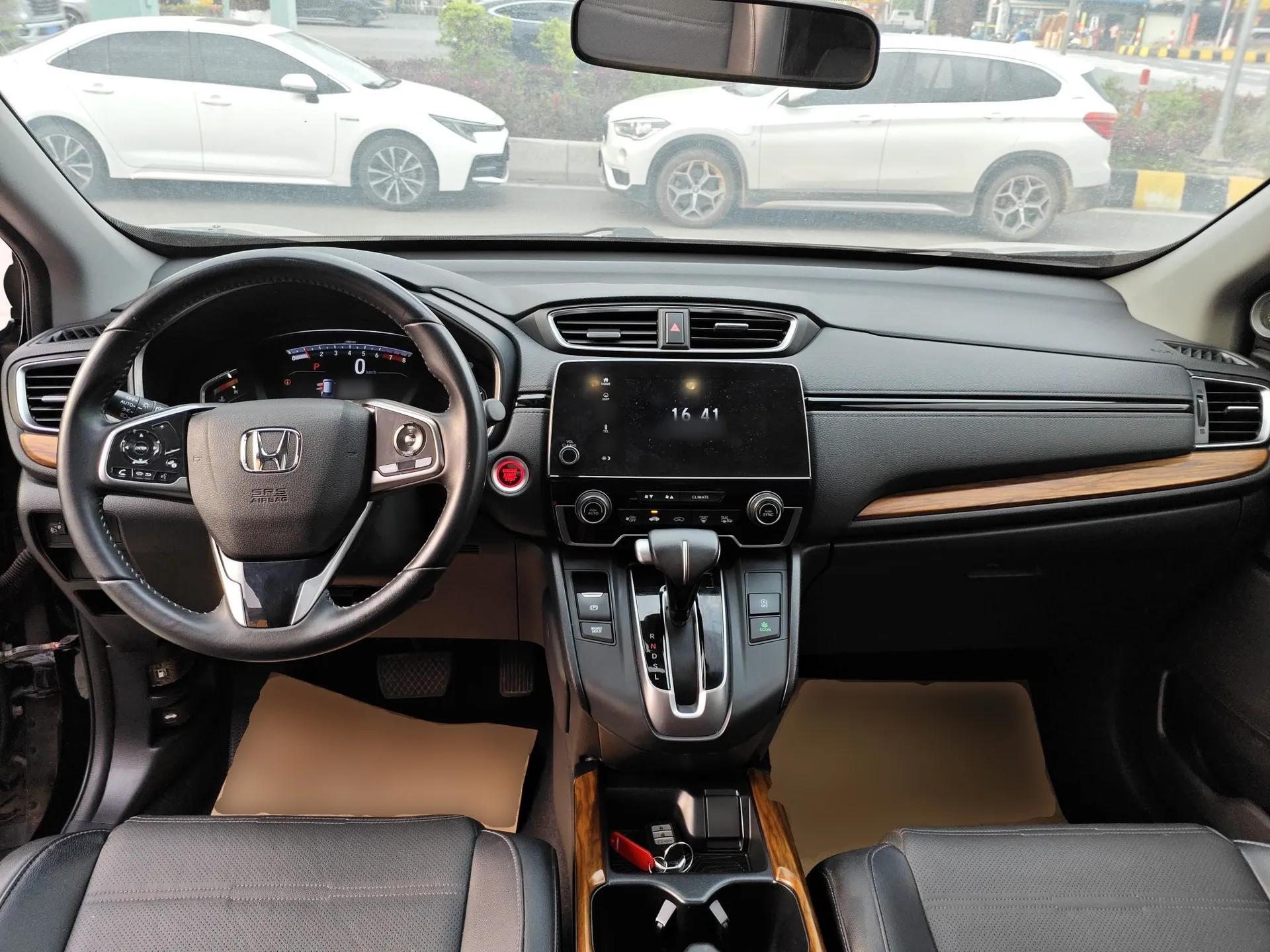 Honda CR-V 2019 240TURBO CVT 2WD Fashion Edition China VI — миниатюра 13