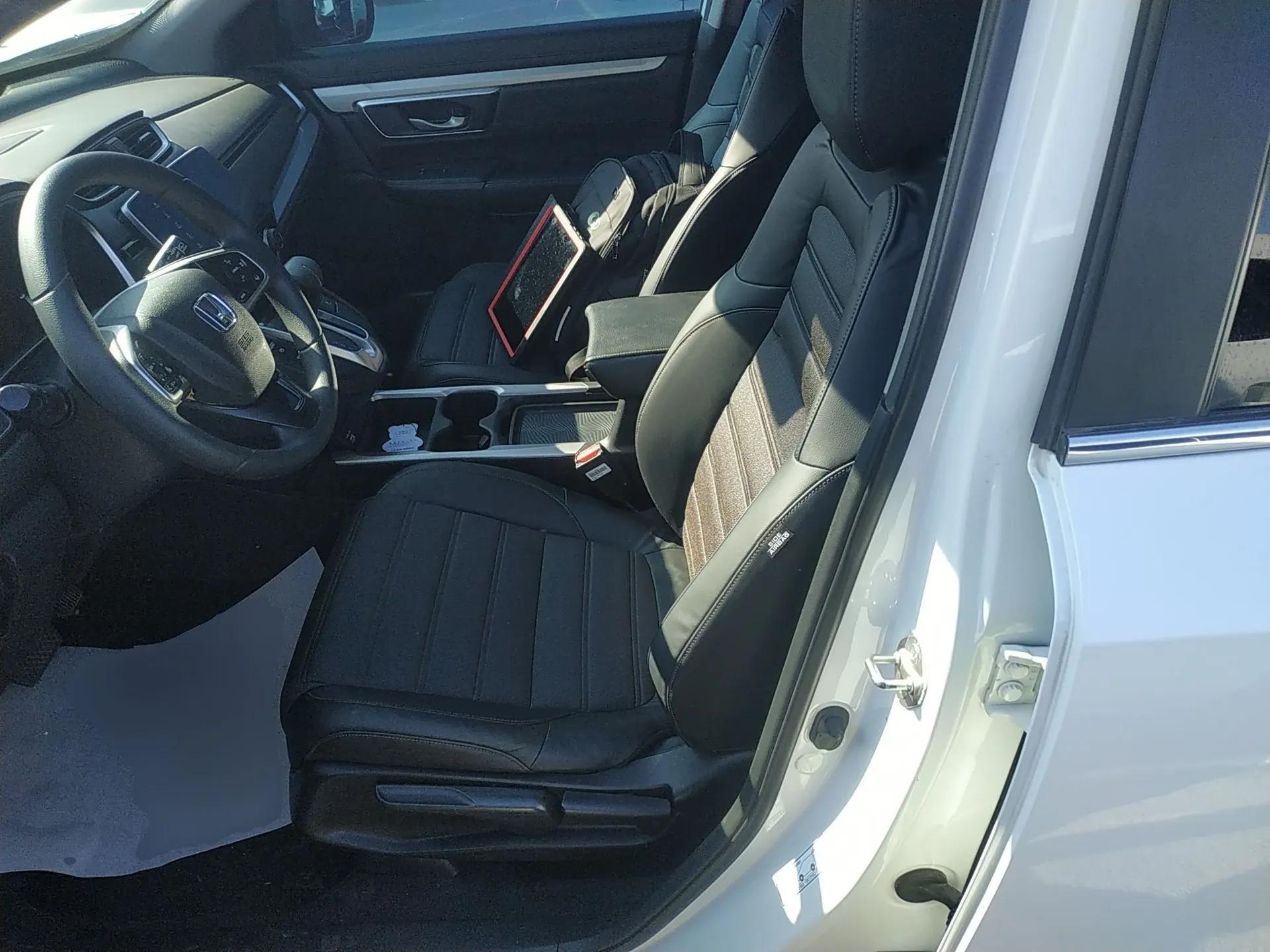 Honda CR-V 2021 240TURBO CVT Two-Wheel Drive Urban Edition — миниатюра 18