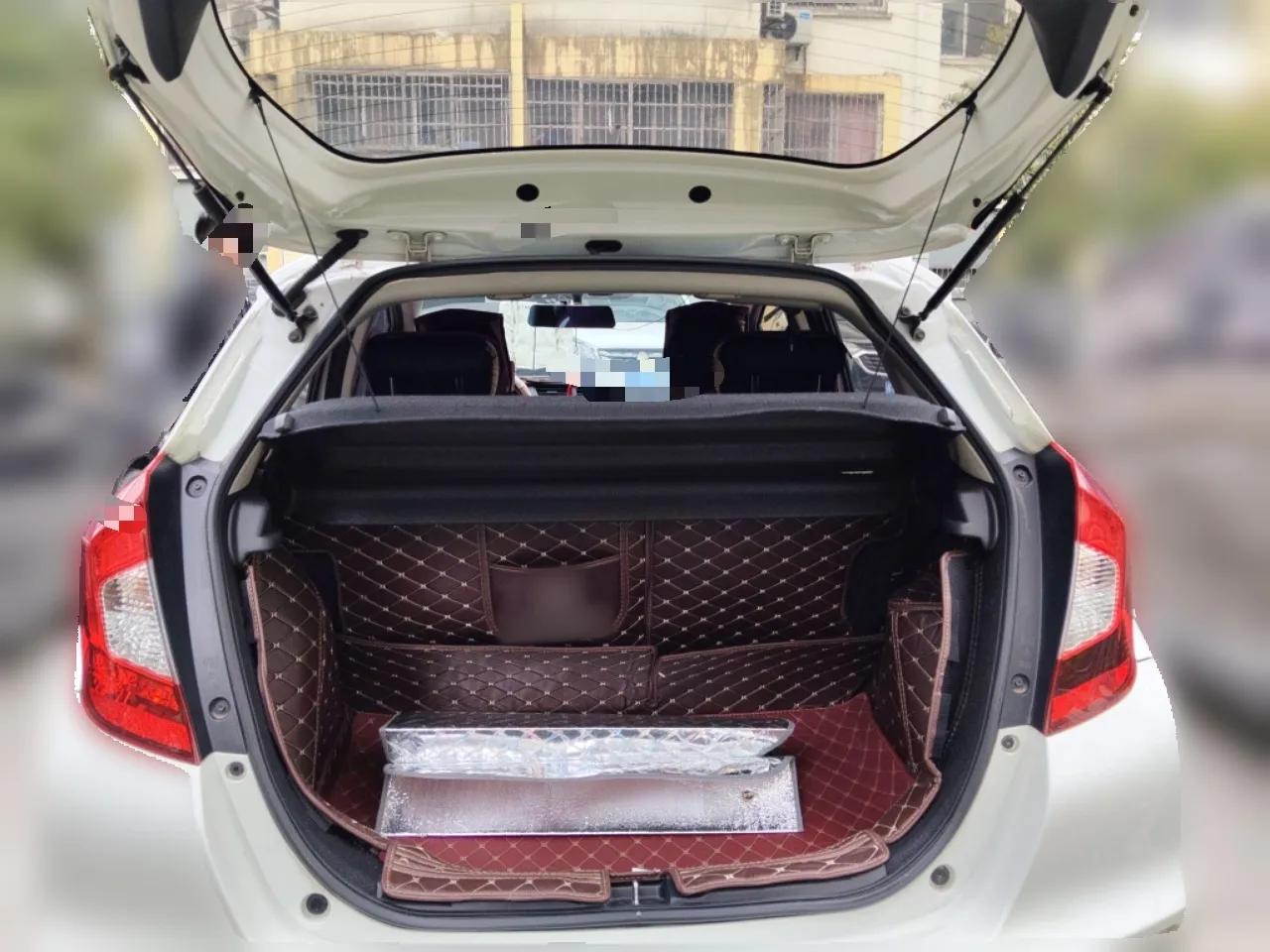 Honda Fit 2018 1.5L CVT Comfort Sunroof Version — миниатюра 16