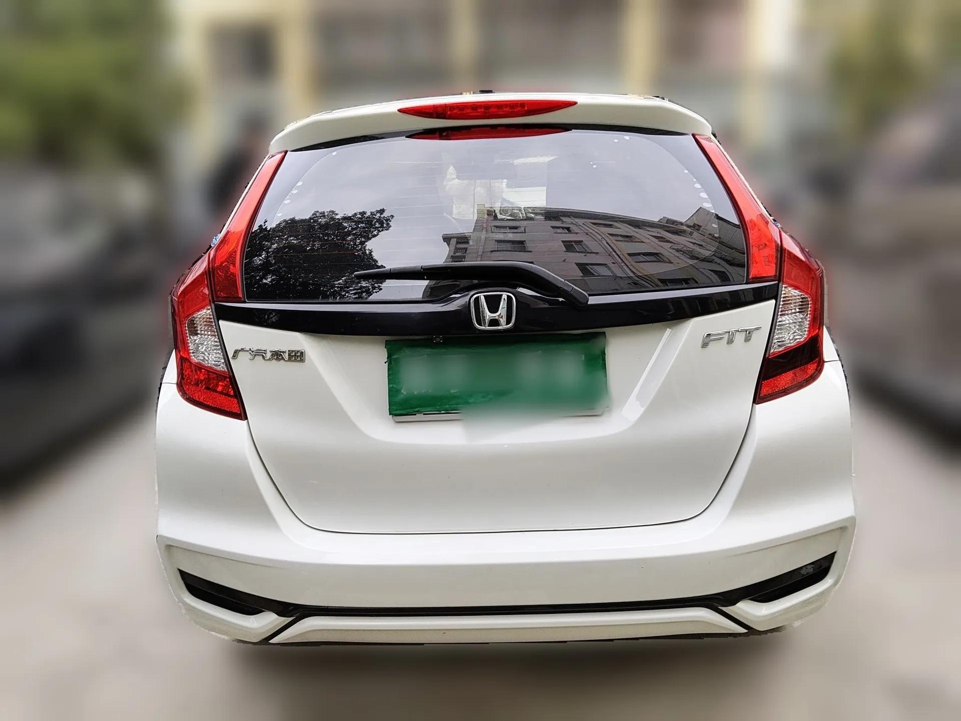 Honda Fit 2018 1.5L CVT Comfort Sunroof Version — миниатюра 5