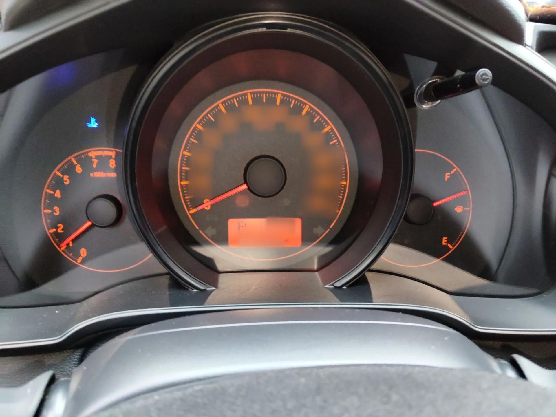 Honda Fit 2018 1.5L CVT Comfort Sunroof Version — миниатюра 10