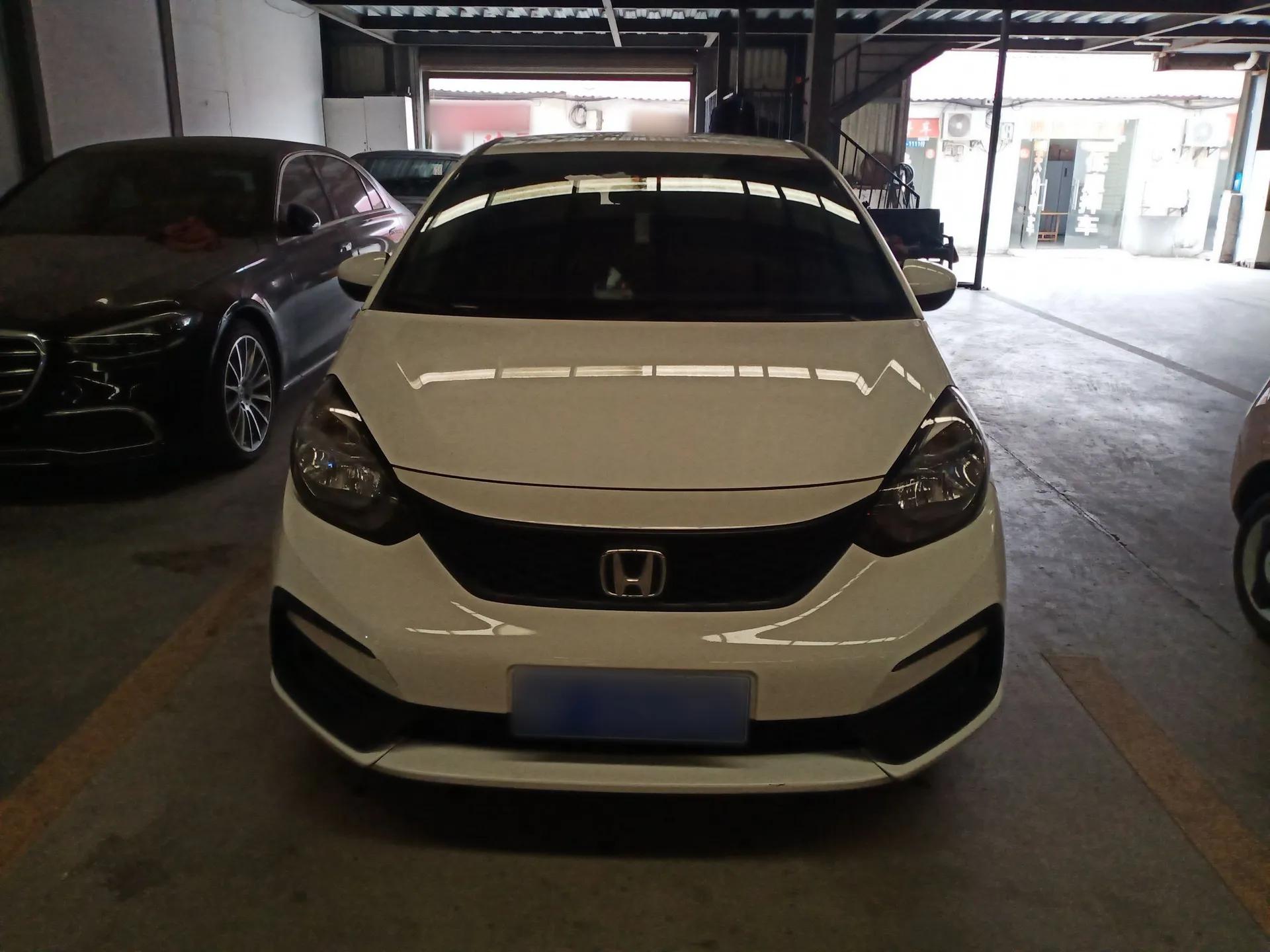Honda Fit 2021 1.5L CVT Trend Edition — миниатюра 2