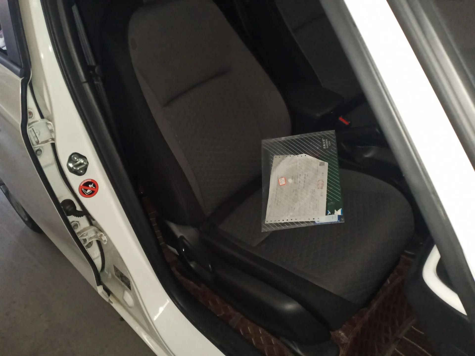 Honda Fit 2021 1.5L CVT Trend Edition — миниатюра 23