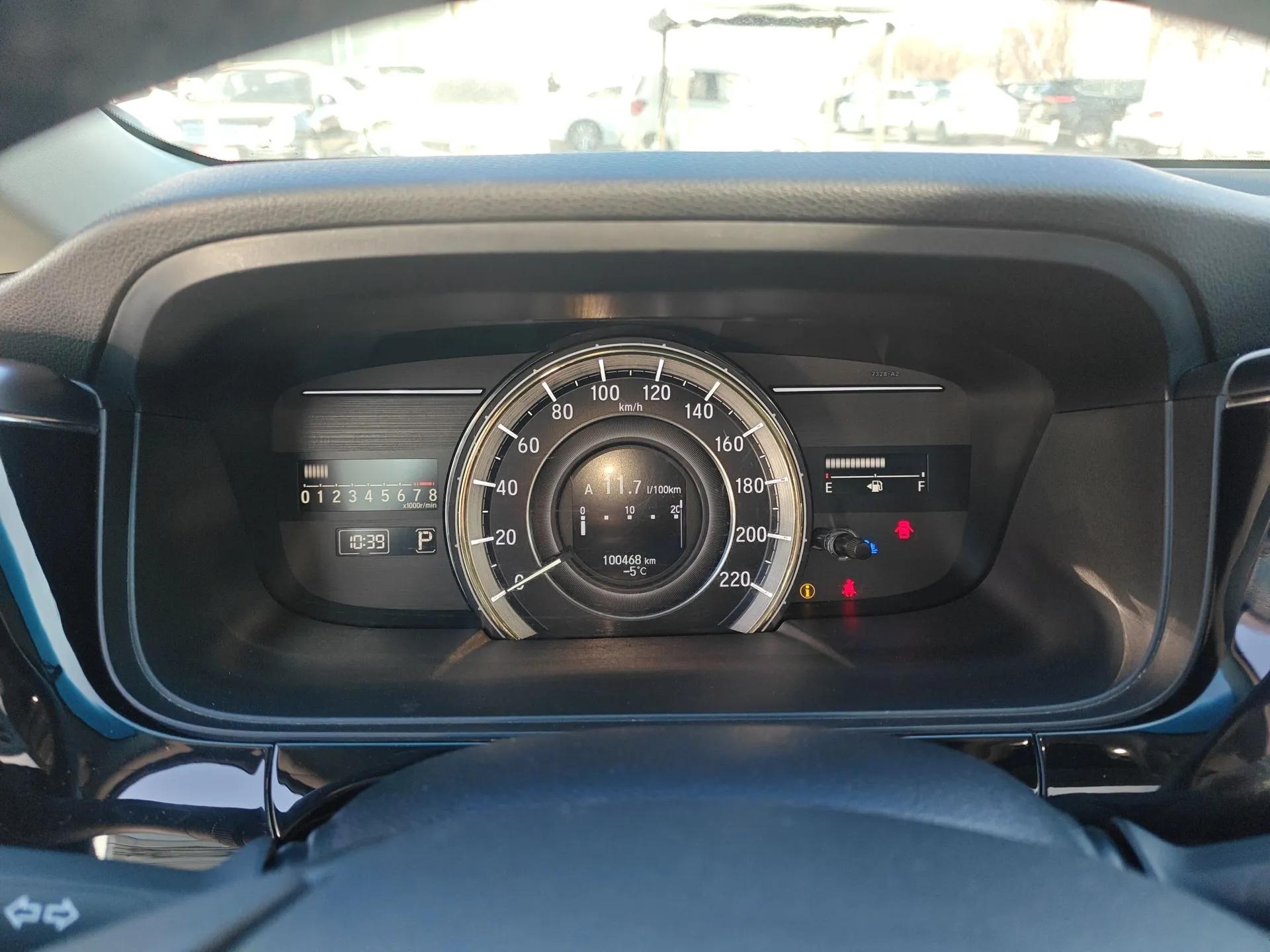 Honda Elysion 2016 2.4L Luxury Edition — миниатюра 13