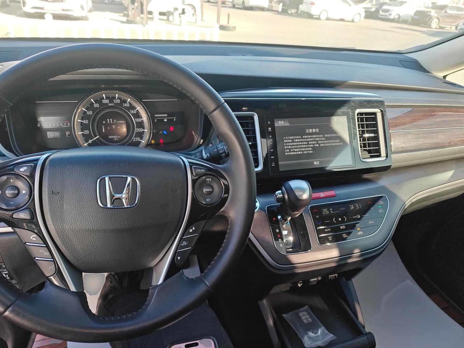 Honda Elysion 2016 2.4L Luxury Edition — миниатюра 20
