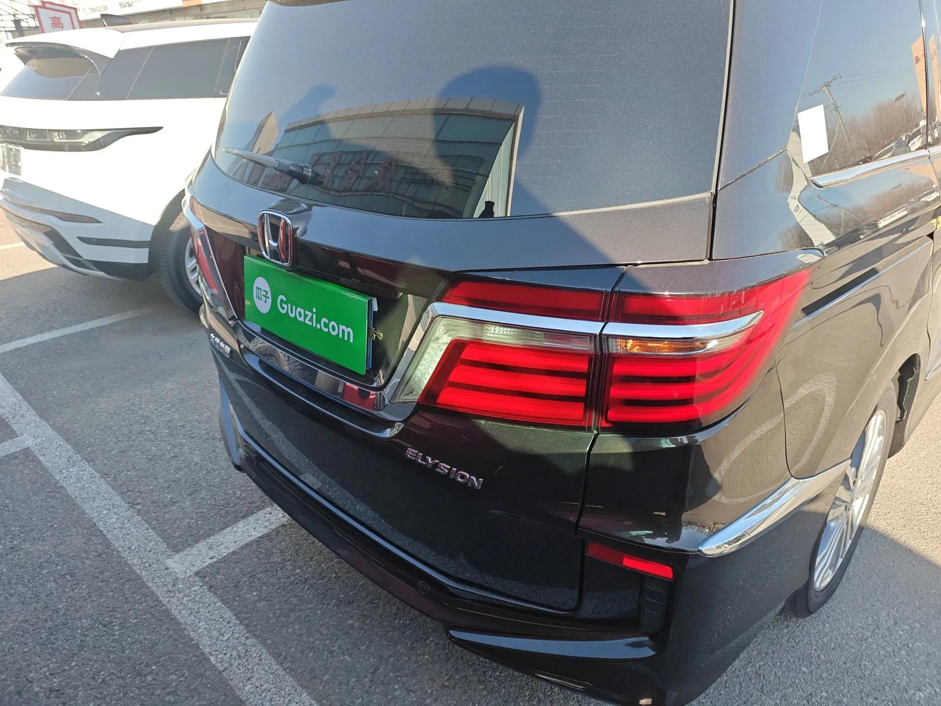 Honda Elysion 2016 2.4L Luxury Edition — миниатюра 6