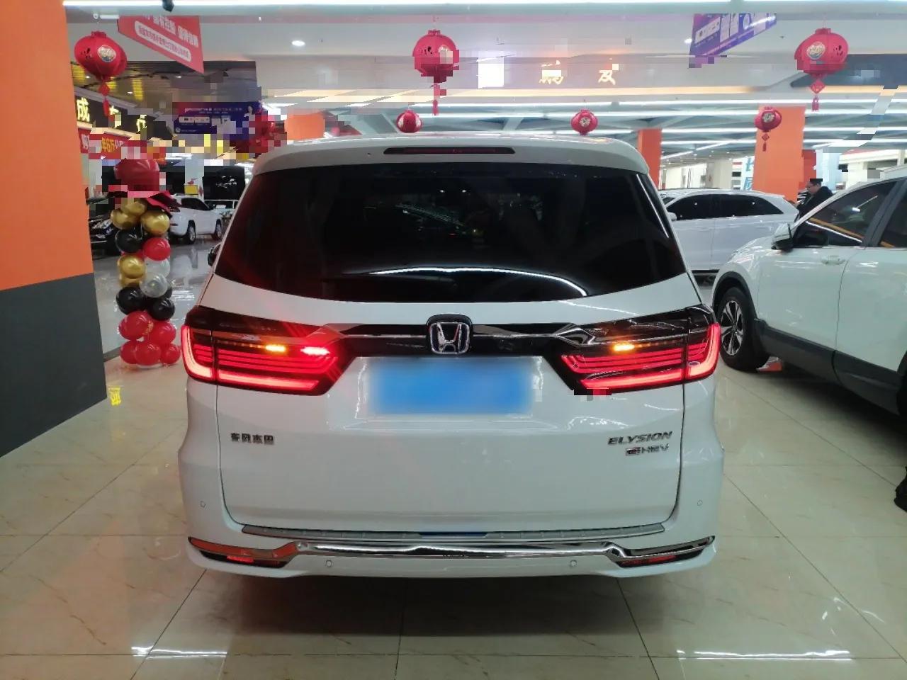 Honda Elysion 2022 2.0L eHEV Luxury Edition — миниатюра 6