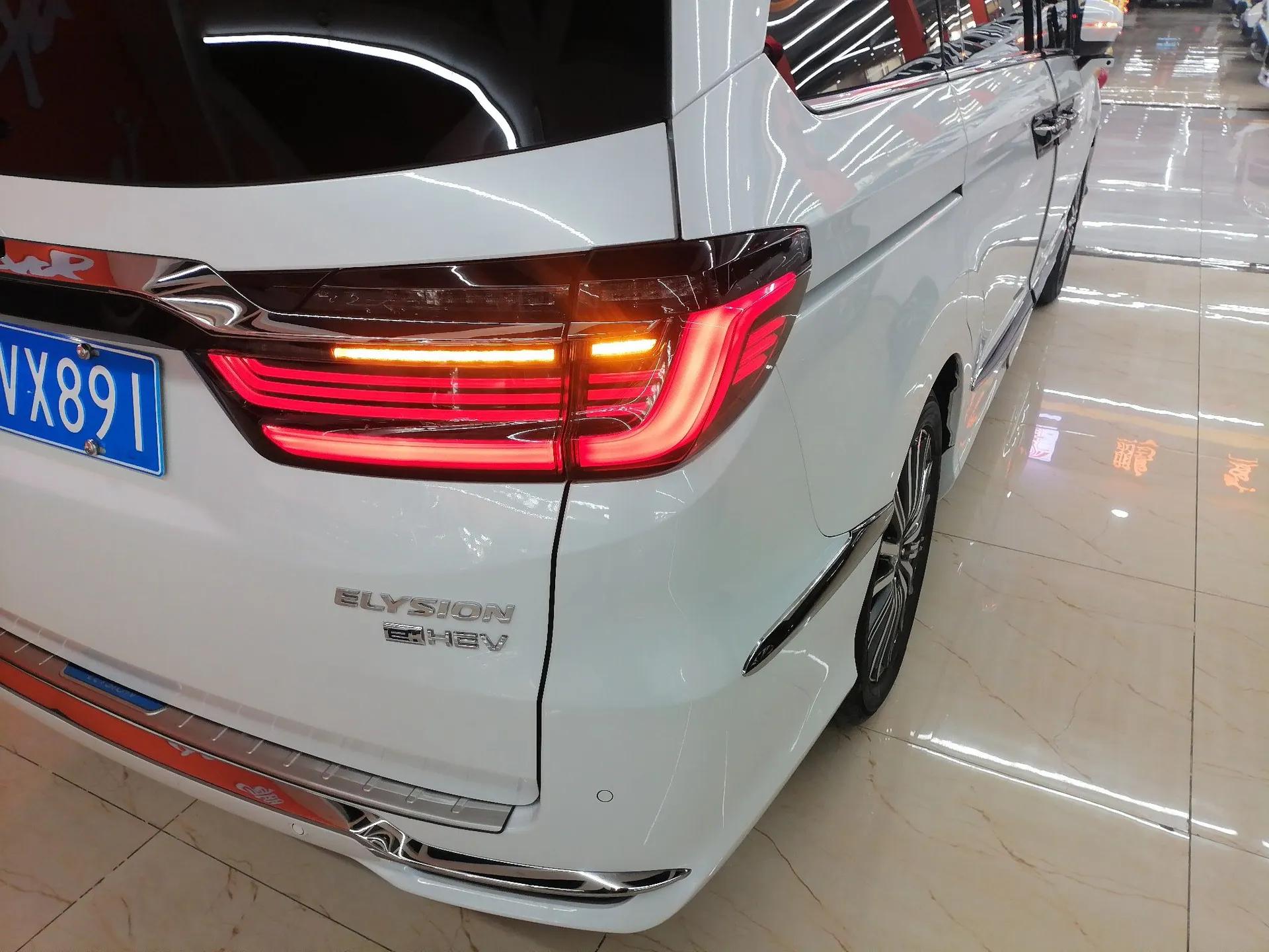 Honda Elysion 2022 2.0L eHEV Luxury Edition — миниатюра 8