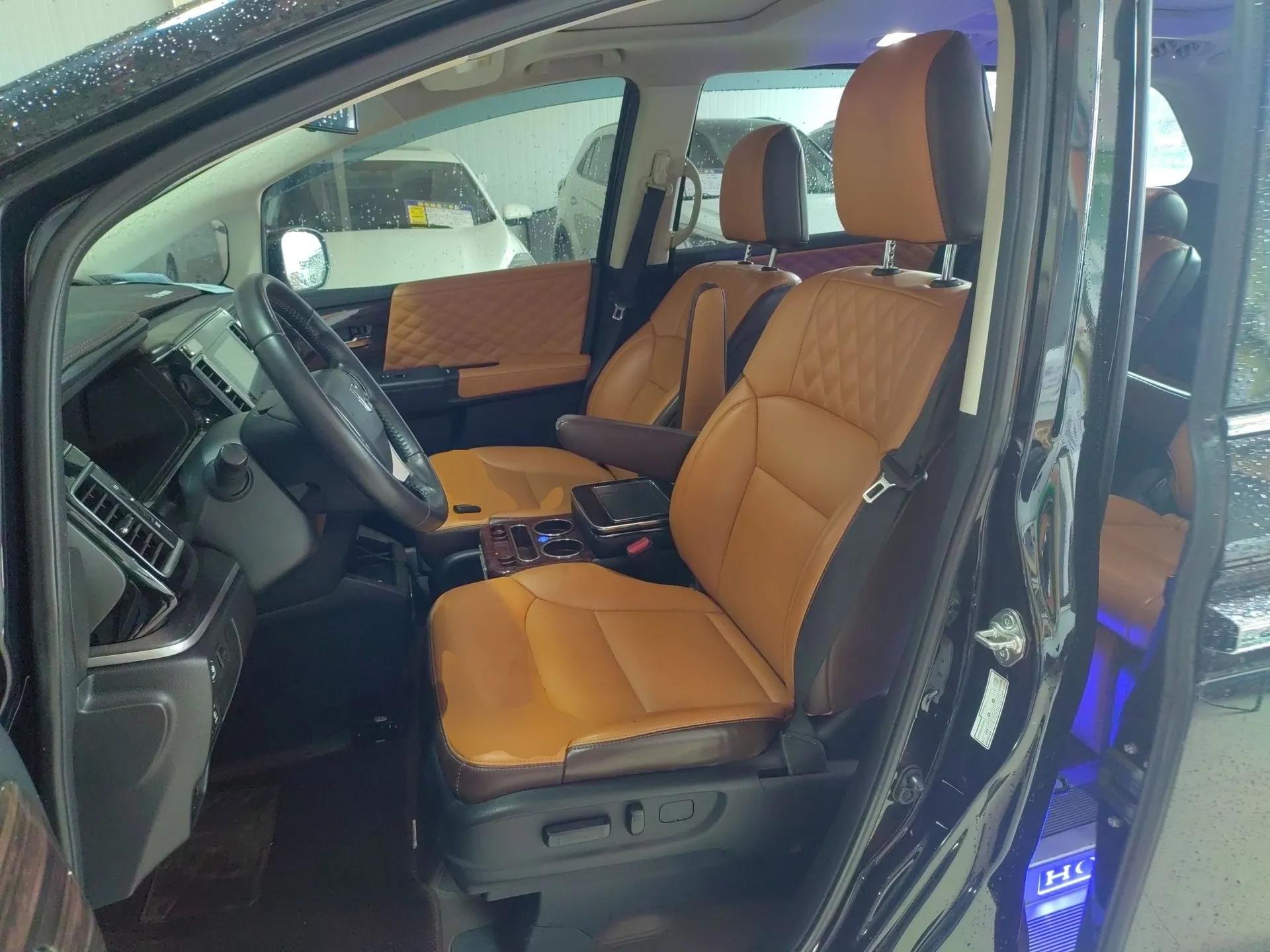 Honda Elysion 2016 2.4L Style Edition — миниатюра 18