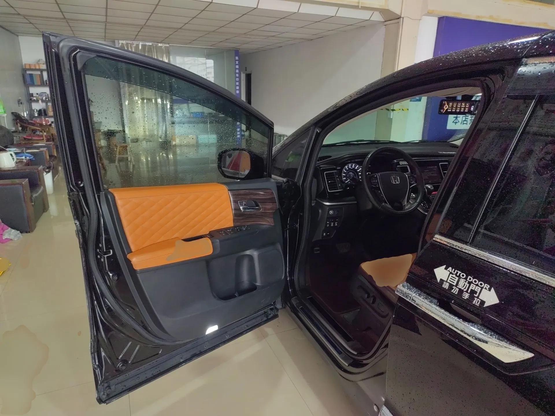 Honda Elysion 2016 2.4L Style Edition — миниатюра 19