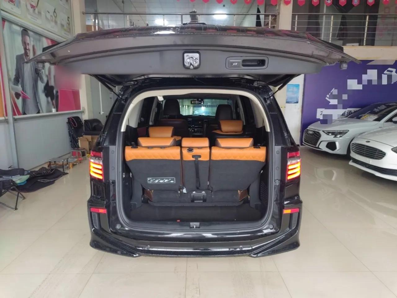 Honda Elysion 2016 2.4L Style Edition — миниатюра 22