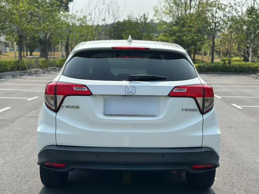 Honda Vezel 2020 1.5L CVT Pioneer Edition — миниатюра 11
